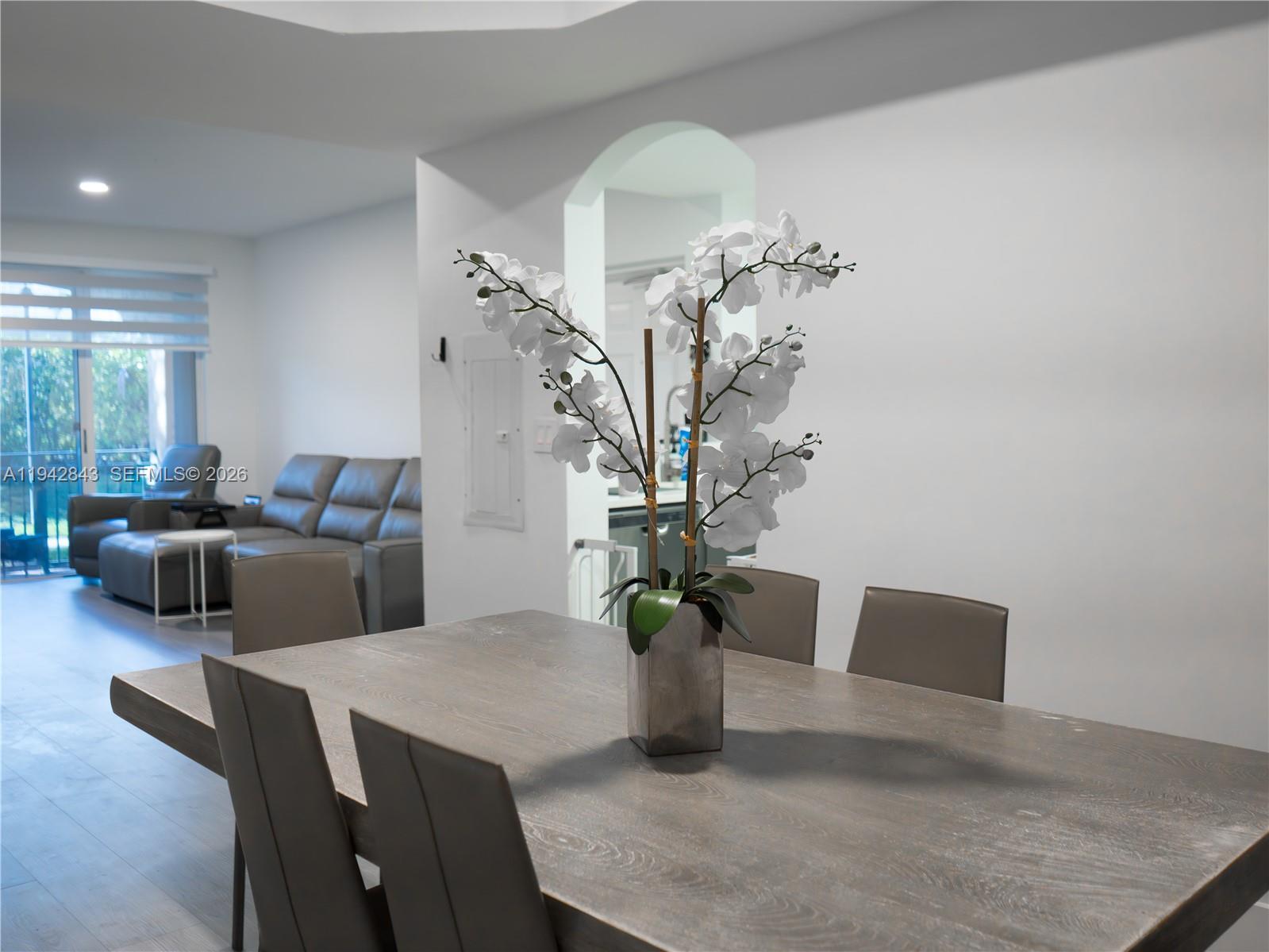 The Courts At Doral Isles