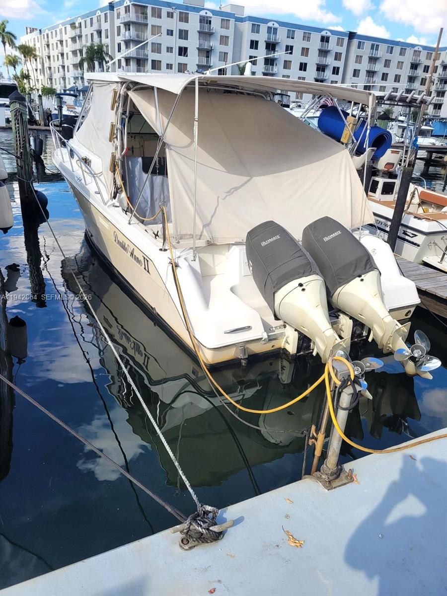 River Run Yacht Club Cond