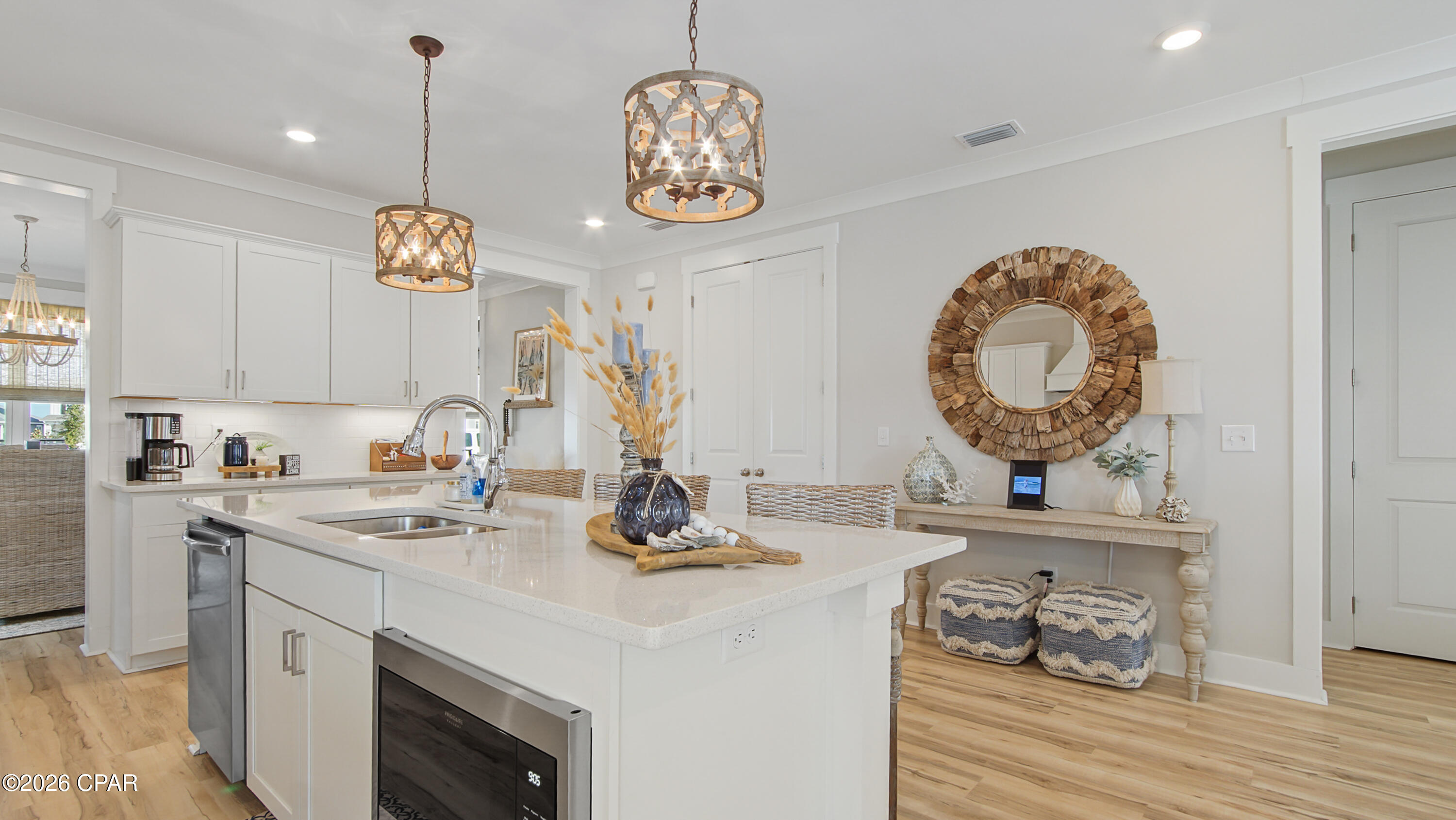 Listing photo id 20 for 1904 Royal Tern Street