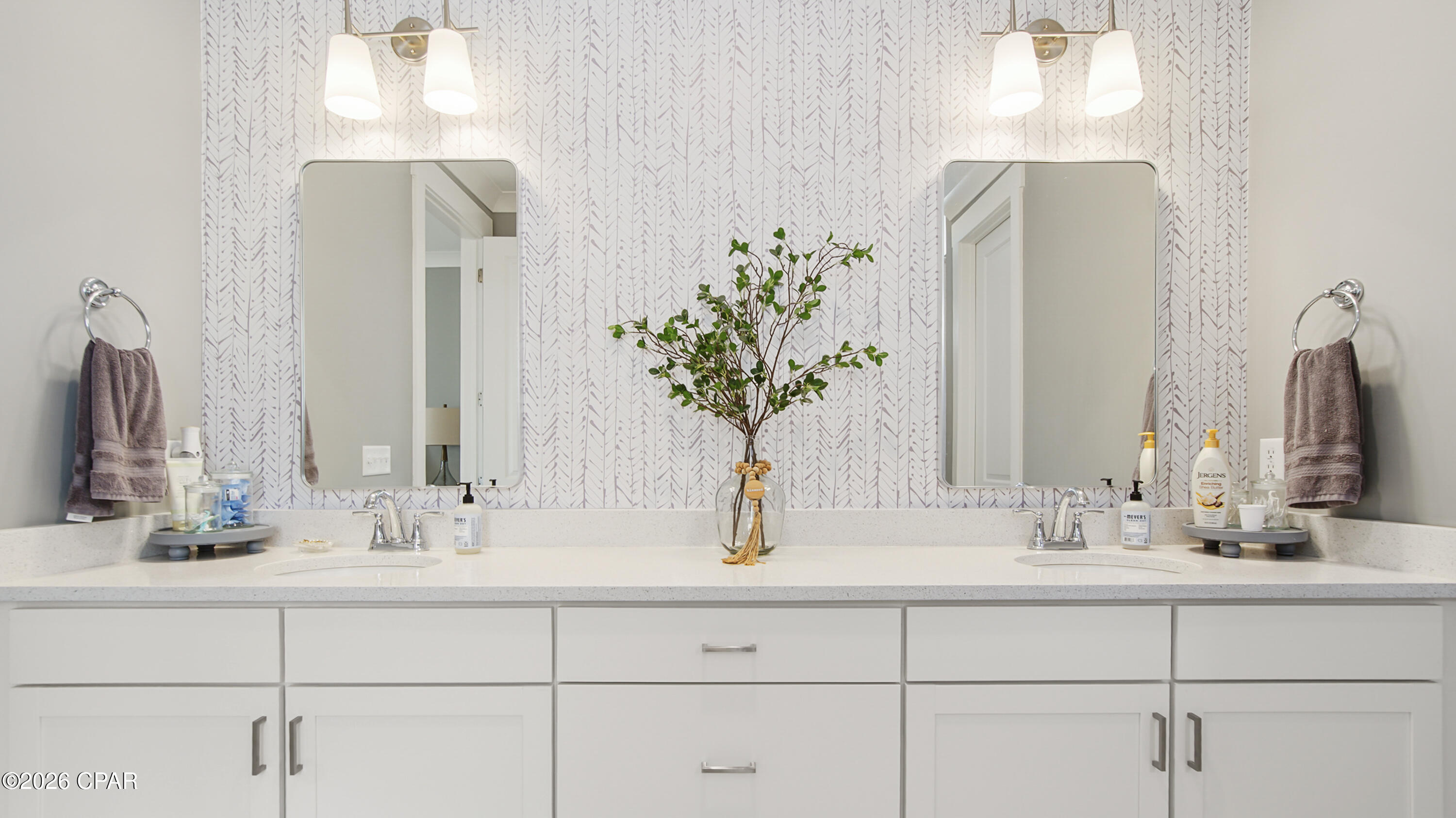 Listing photo id 30 for 1904 Royal Tern Street