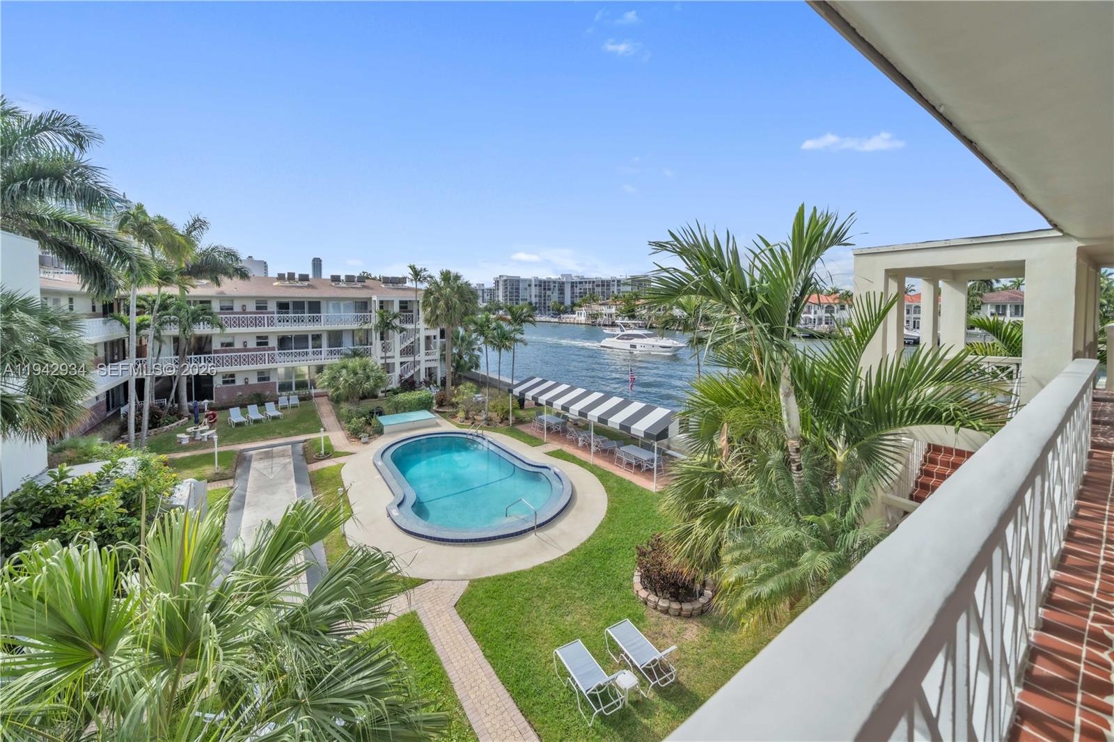 2400 Ocean Dr Unit 302, Hollywood, Florida 33019