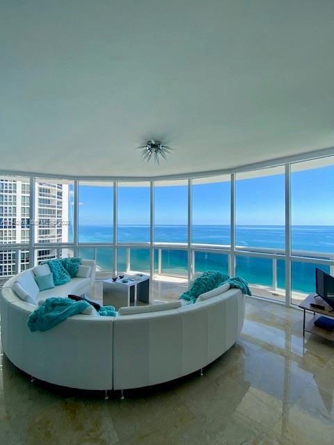 Apartamento en Alquiler en Sunny Isles Beach, FL