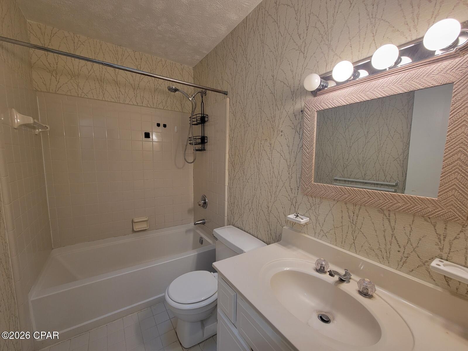 Image 11 For 3727 Greentree Place