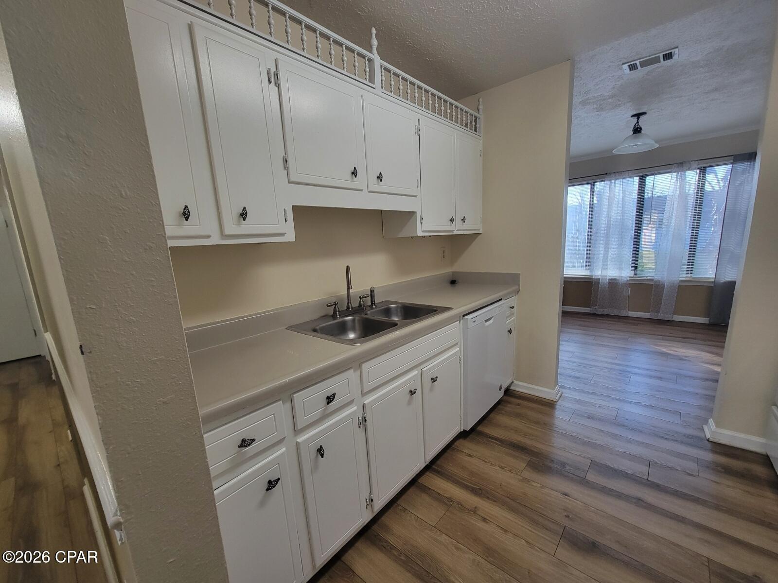 Image 6 For 3727 Greentree Place