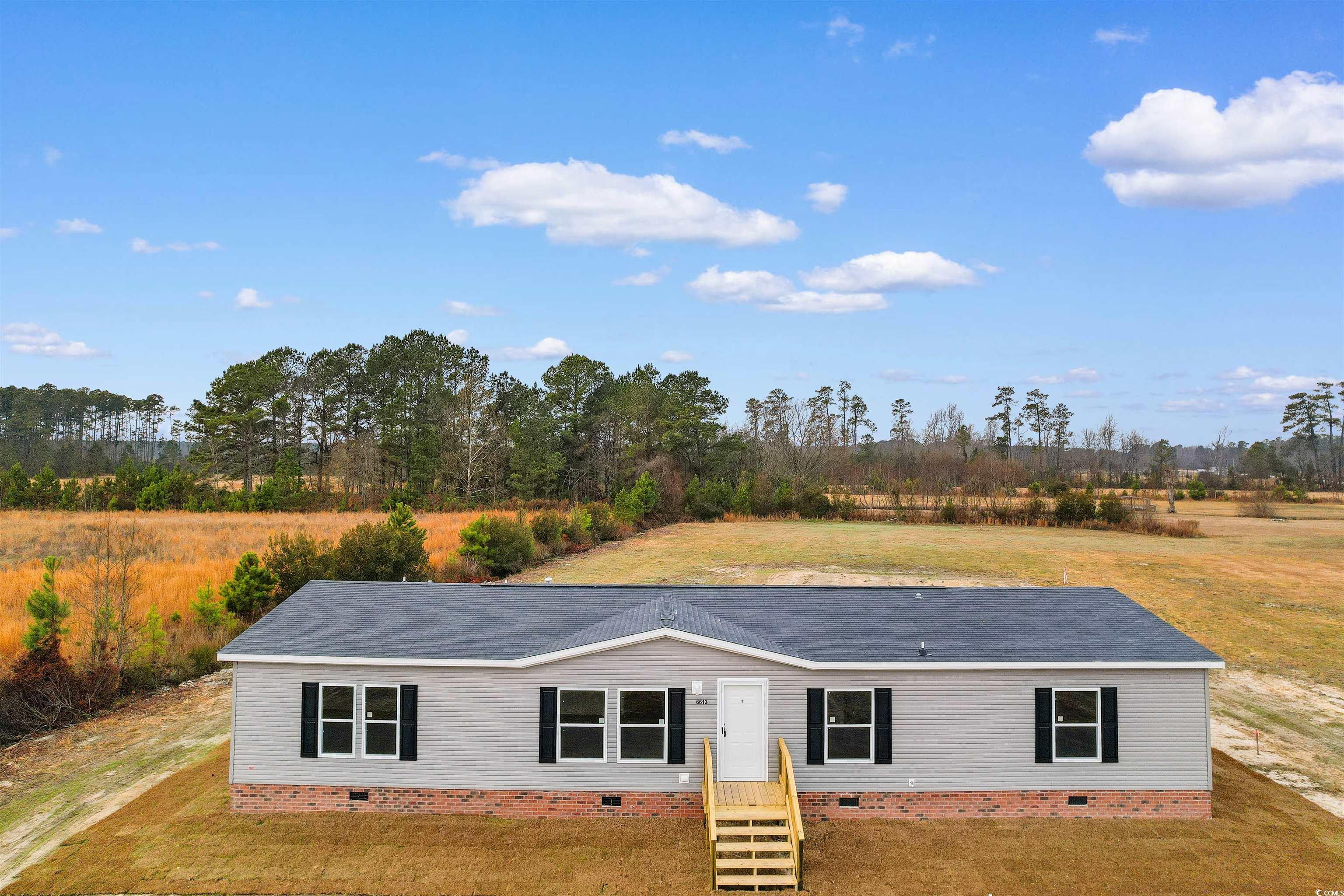 6613 Strickland Rd. Green Sea, SC 29545