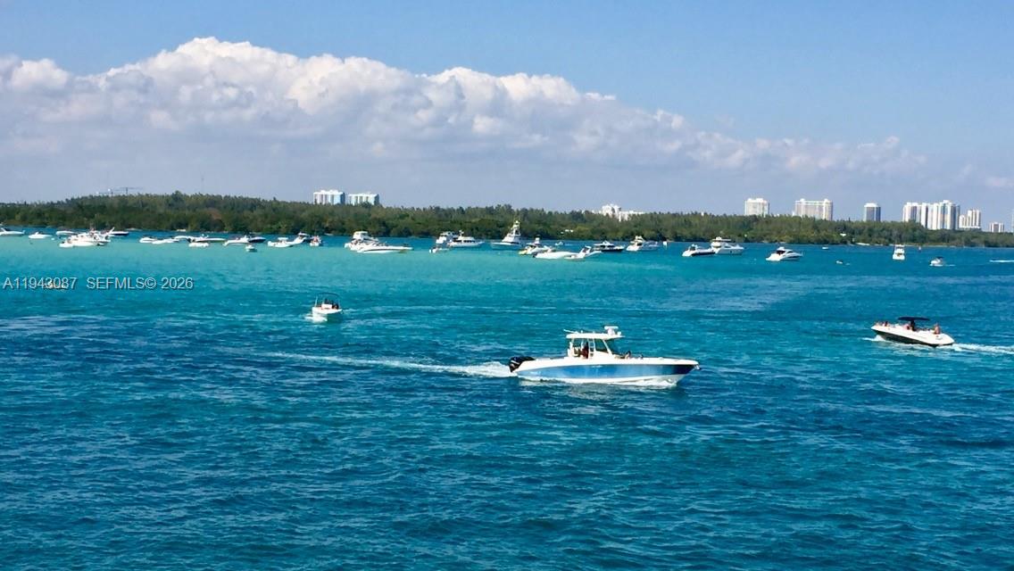 Waters Edge House Condo