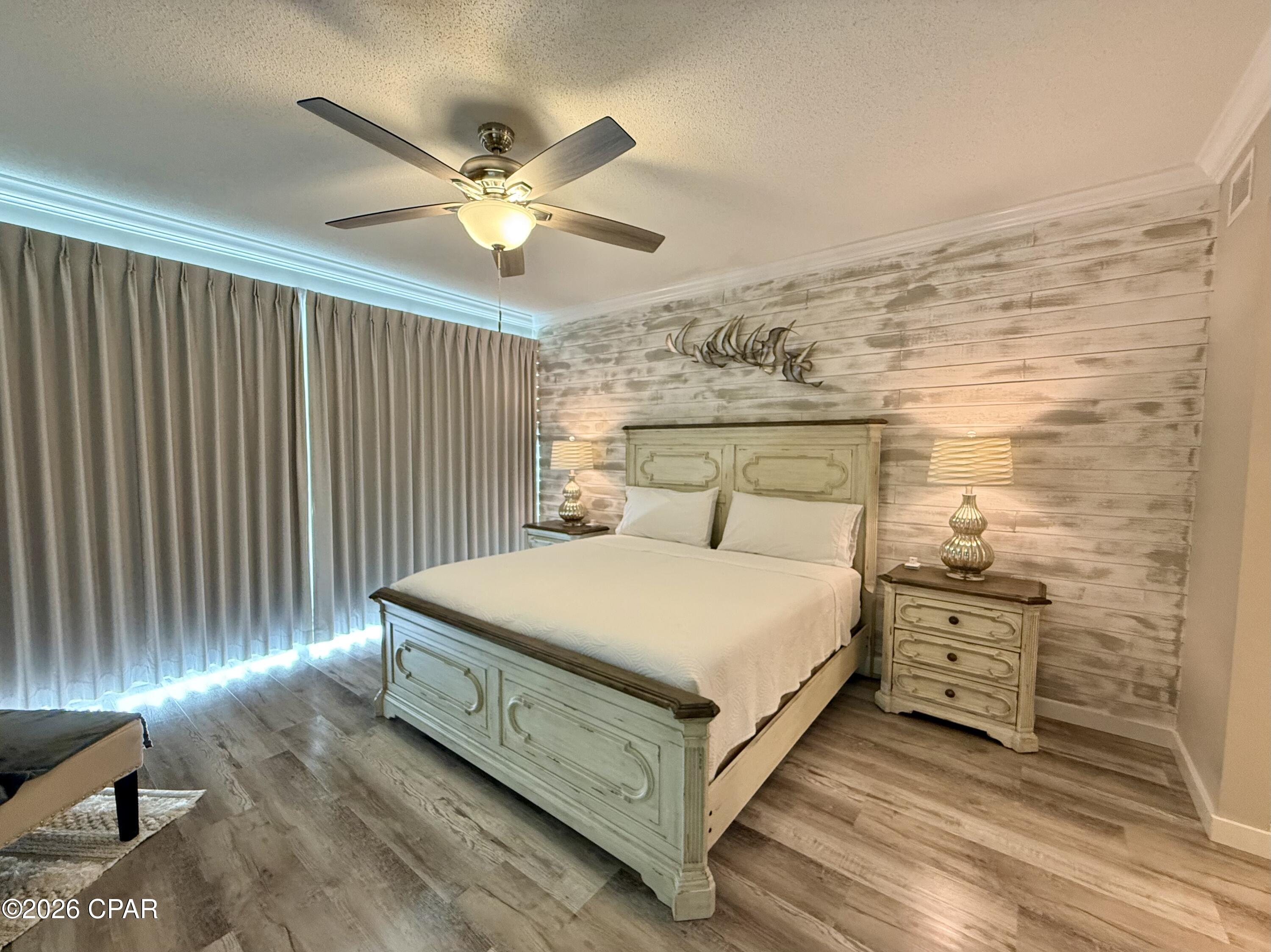 Image 33 For 9450 Thomas Drive 702b