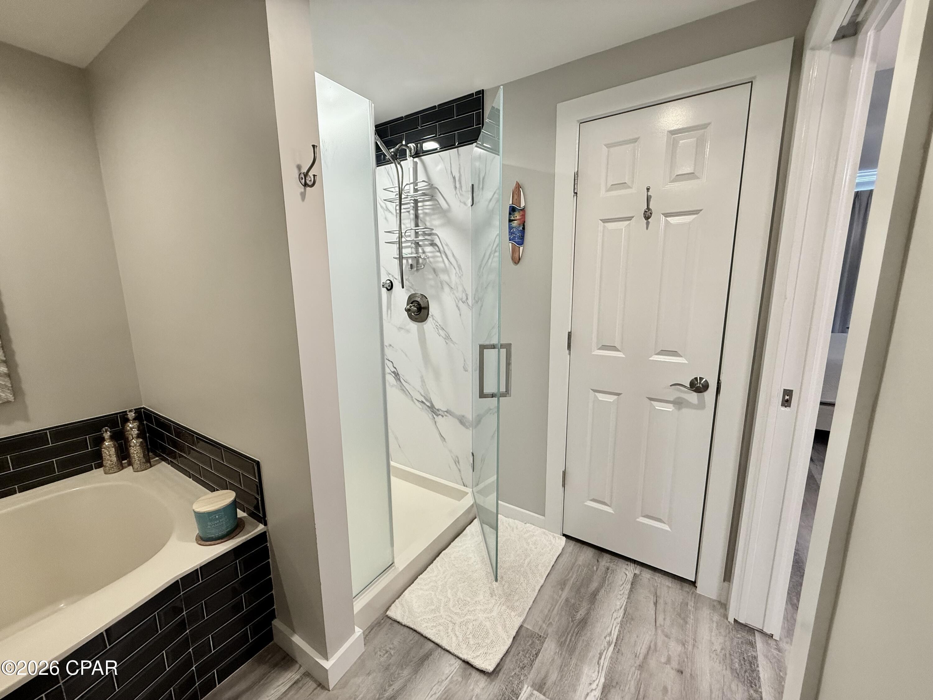 Image 40 For 9450 Thomas Drive 702b