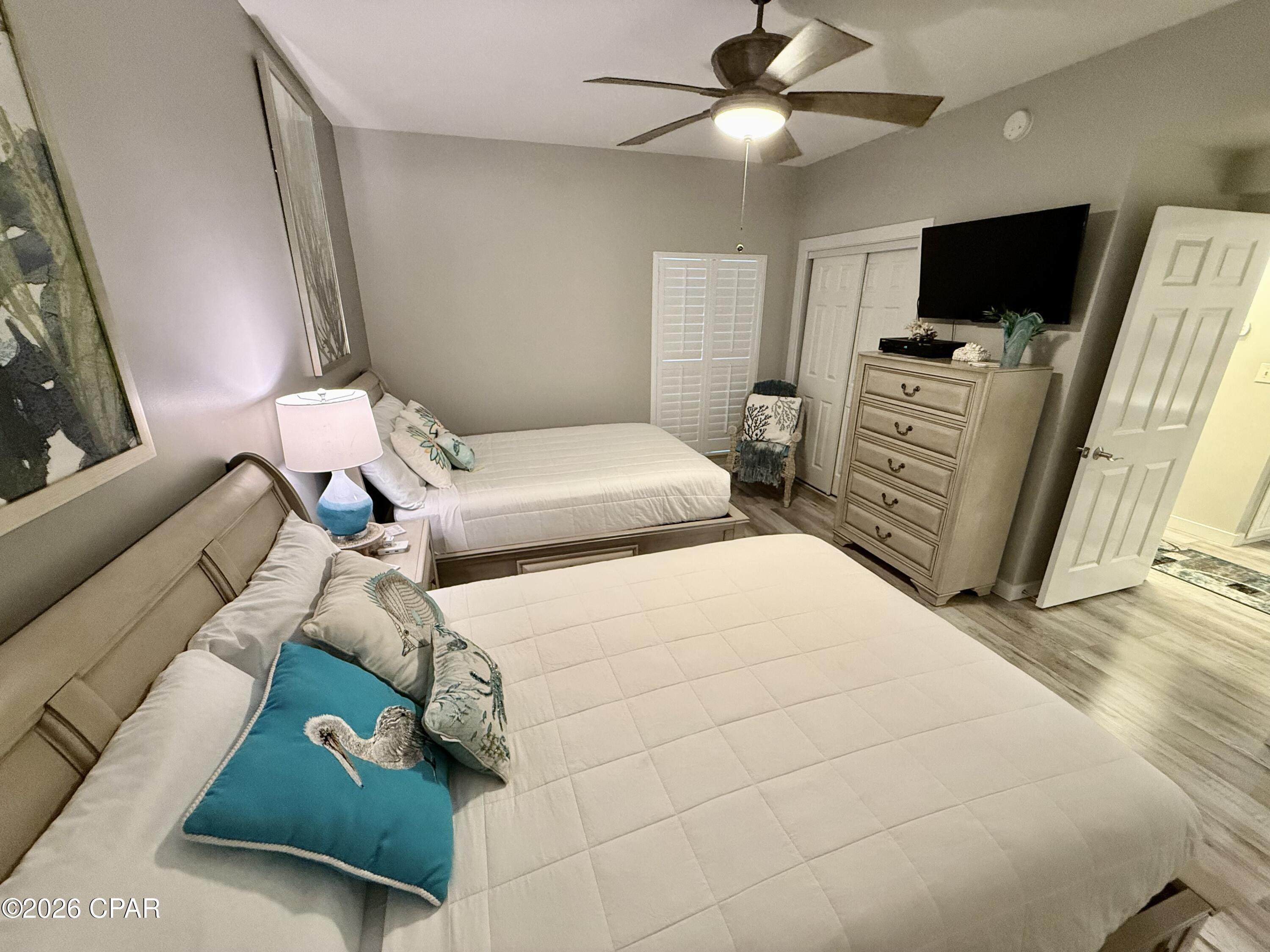 Image 43 For 9450 Thomas Drive 702b