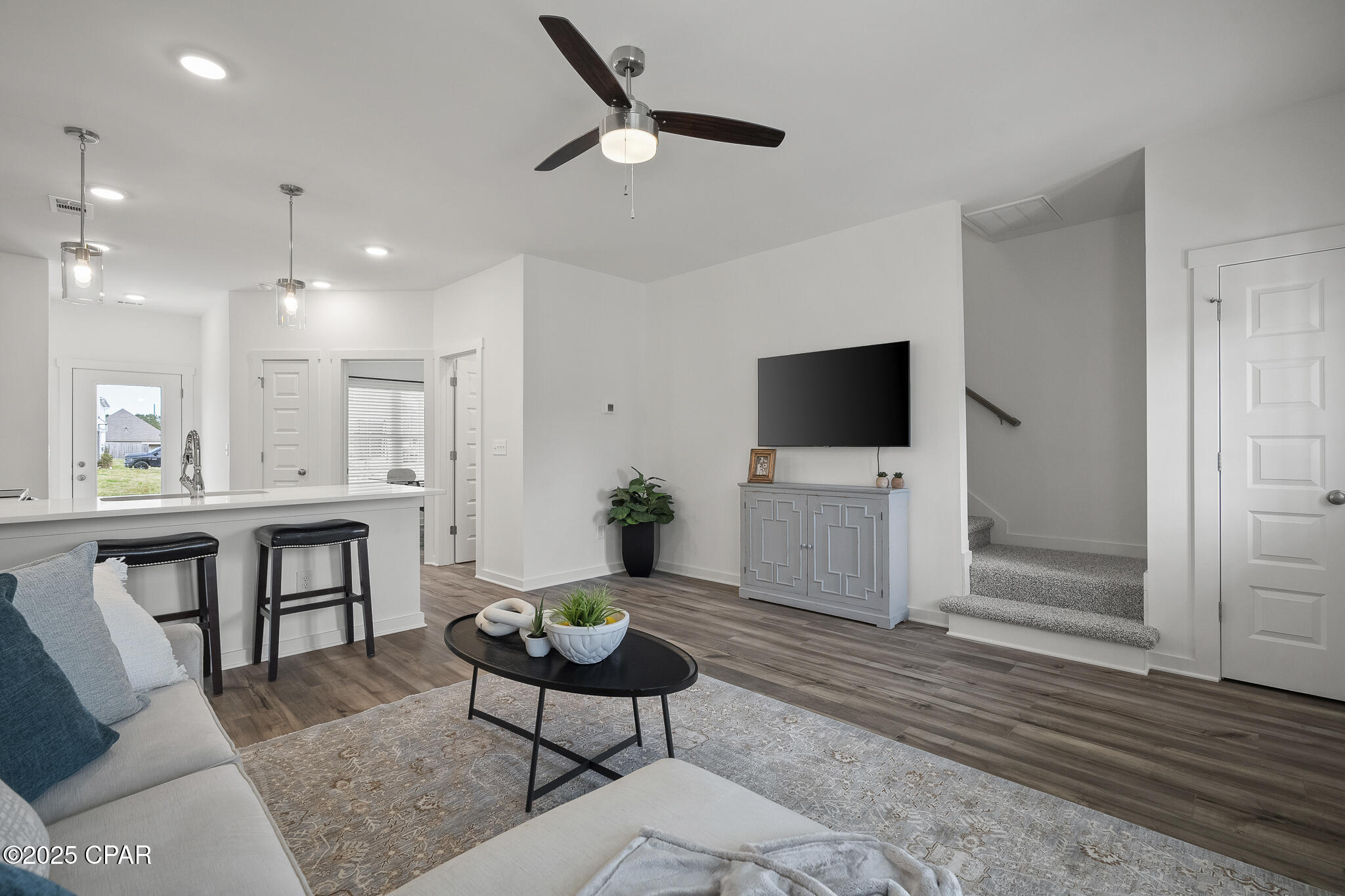 Image 2 For 5880 Tyndall Place