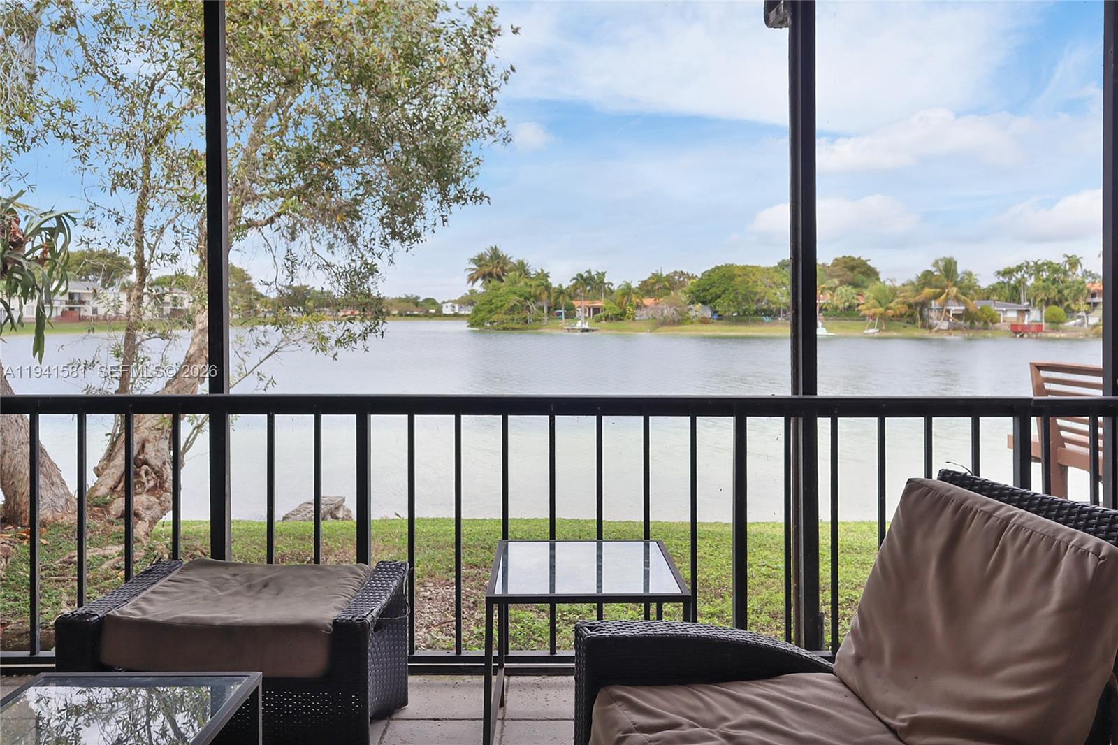 Lake Laura Condo No 2