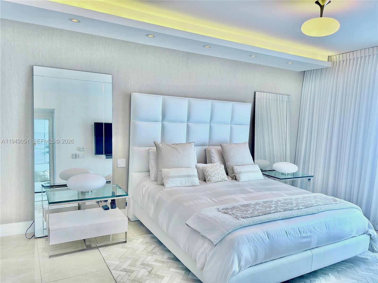 Stunning waterfront exterior at 17001 Collins Ave - Condo in Sunny Isles Beach