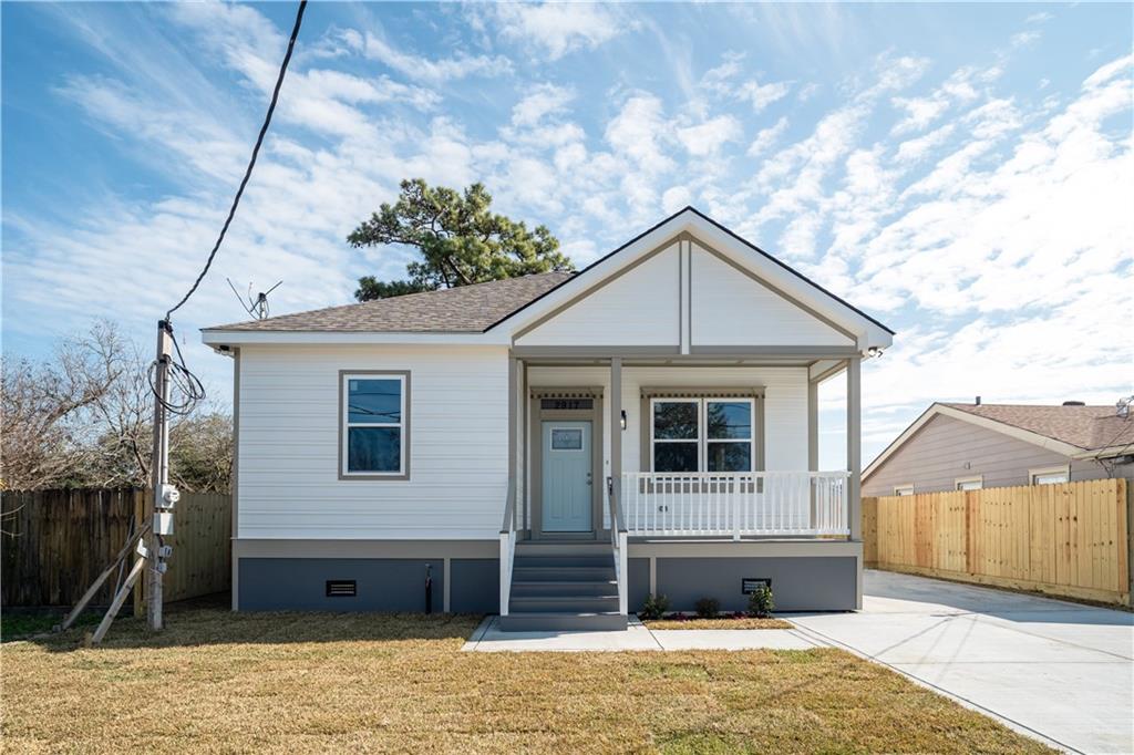 Homes for sale in Chalmette, LA | 2917 Palmetto St, Chalmette, LA 70043 | MLS# 2537647