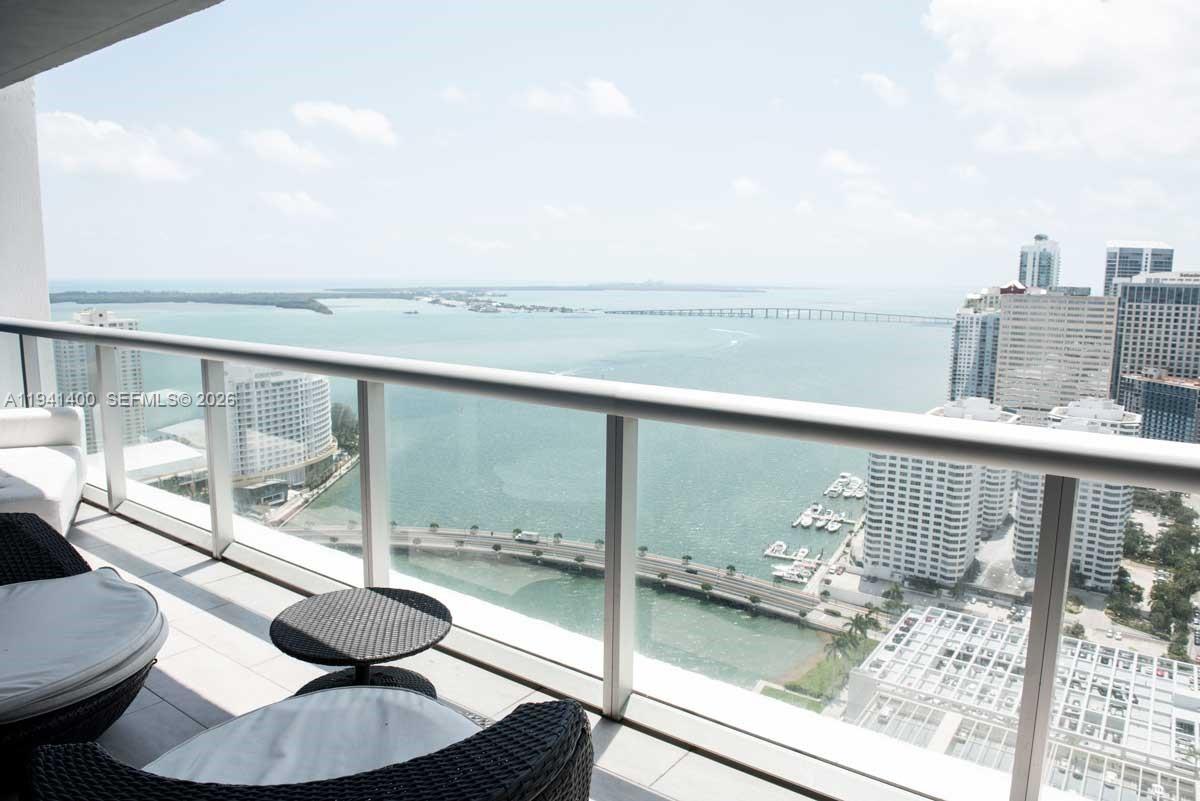 Condo for Sale in Miami, FL