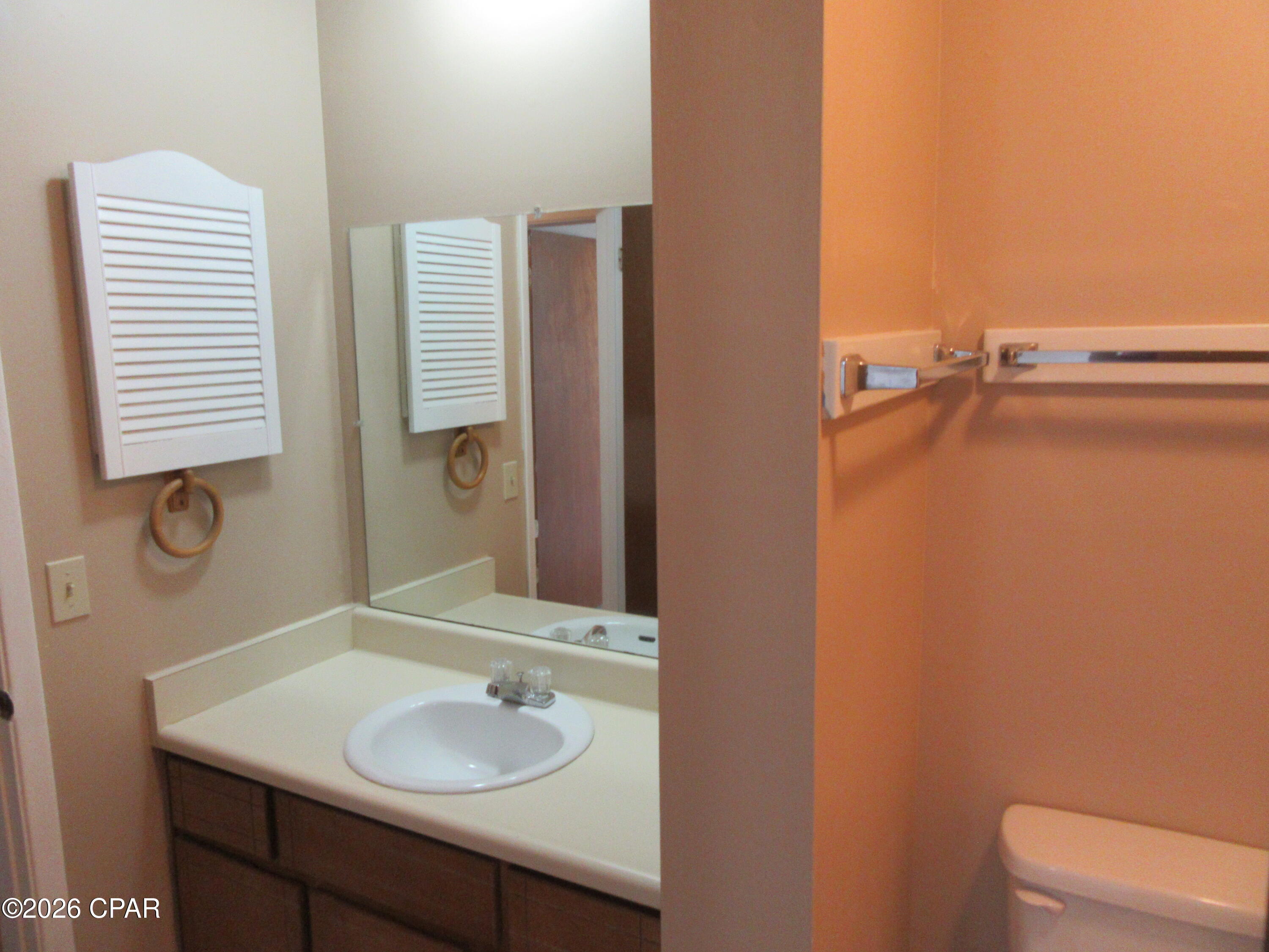 Image 16 For 830 West Street