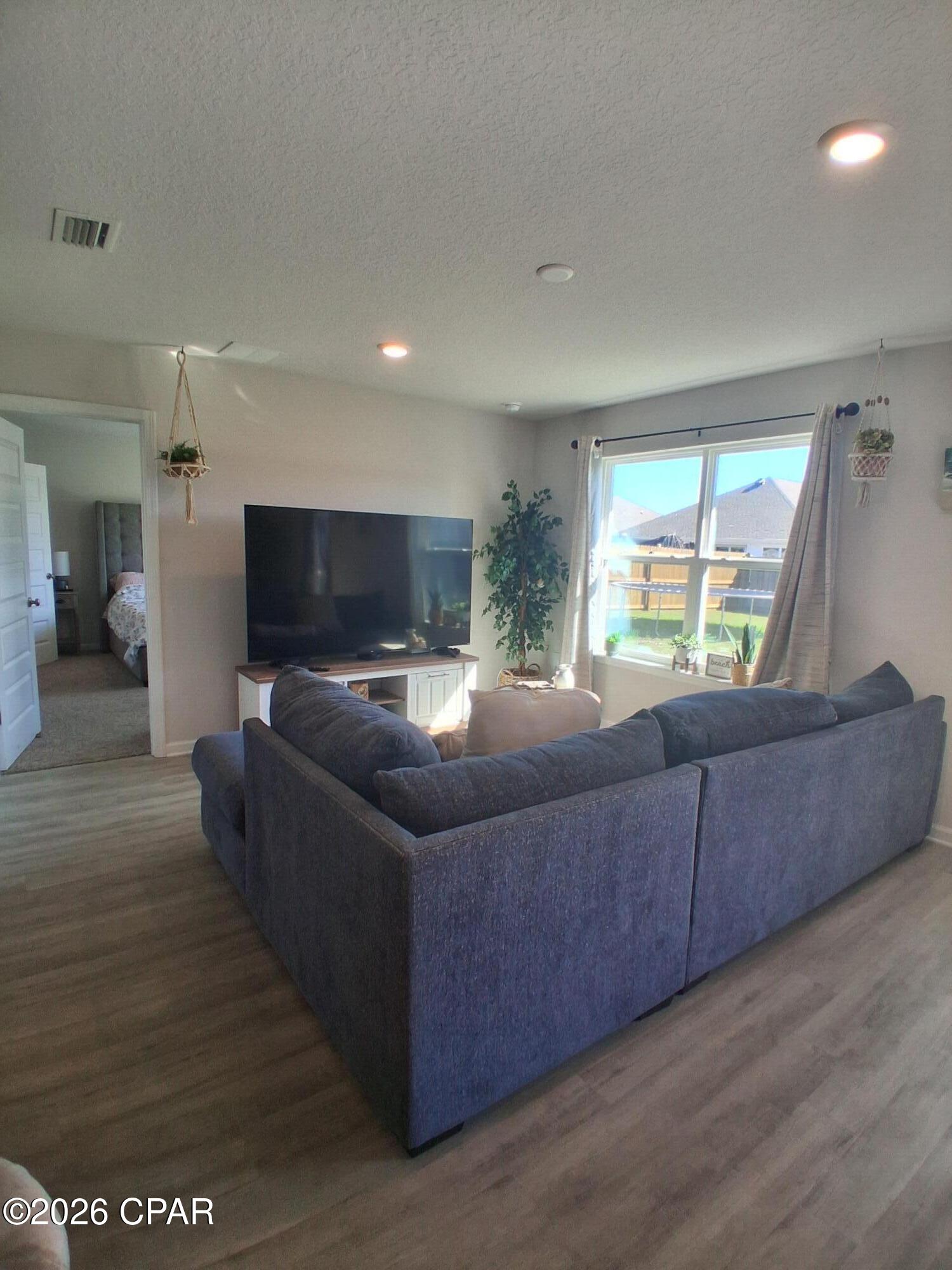 Image 34 For 270 Boggy Creek Way