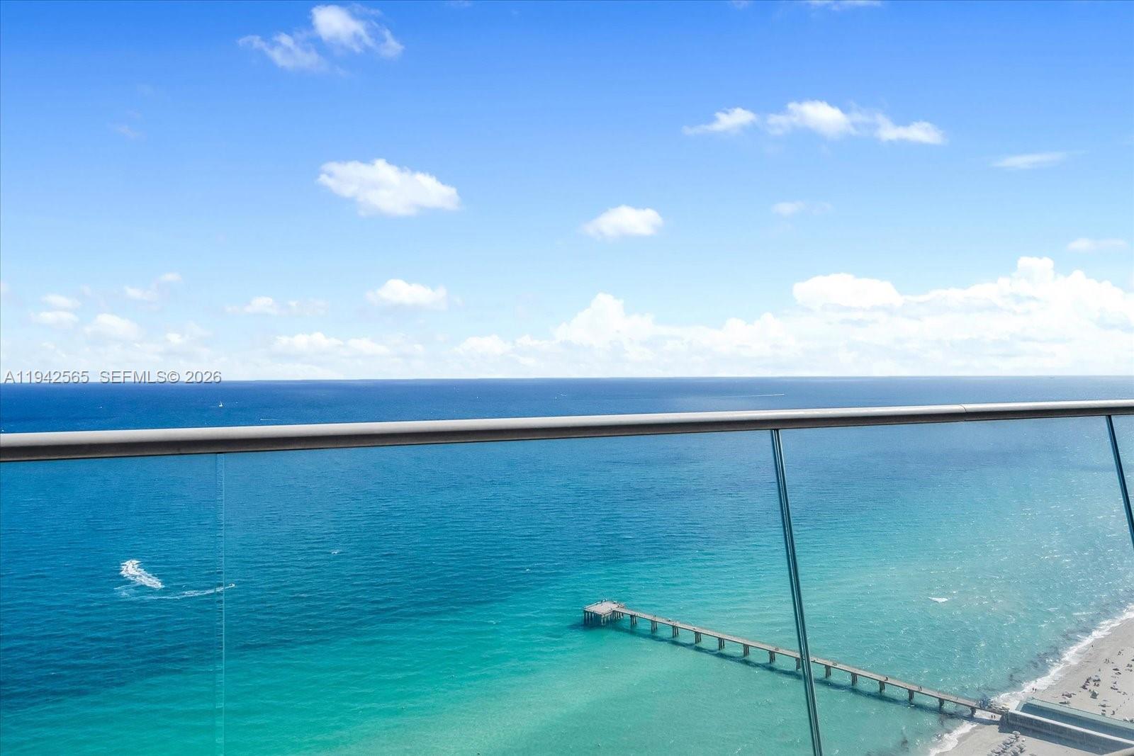 Jade Signature Sunny Isles Beach [Oceanfront Condo Listings]