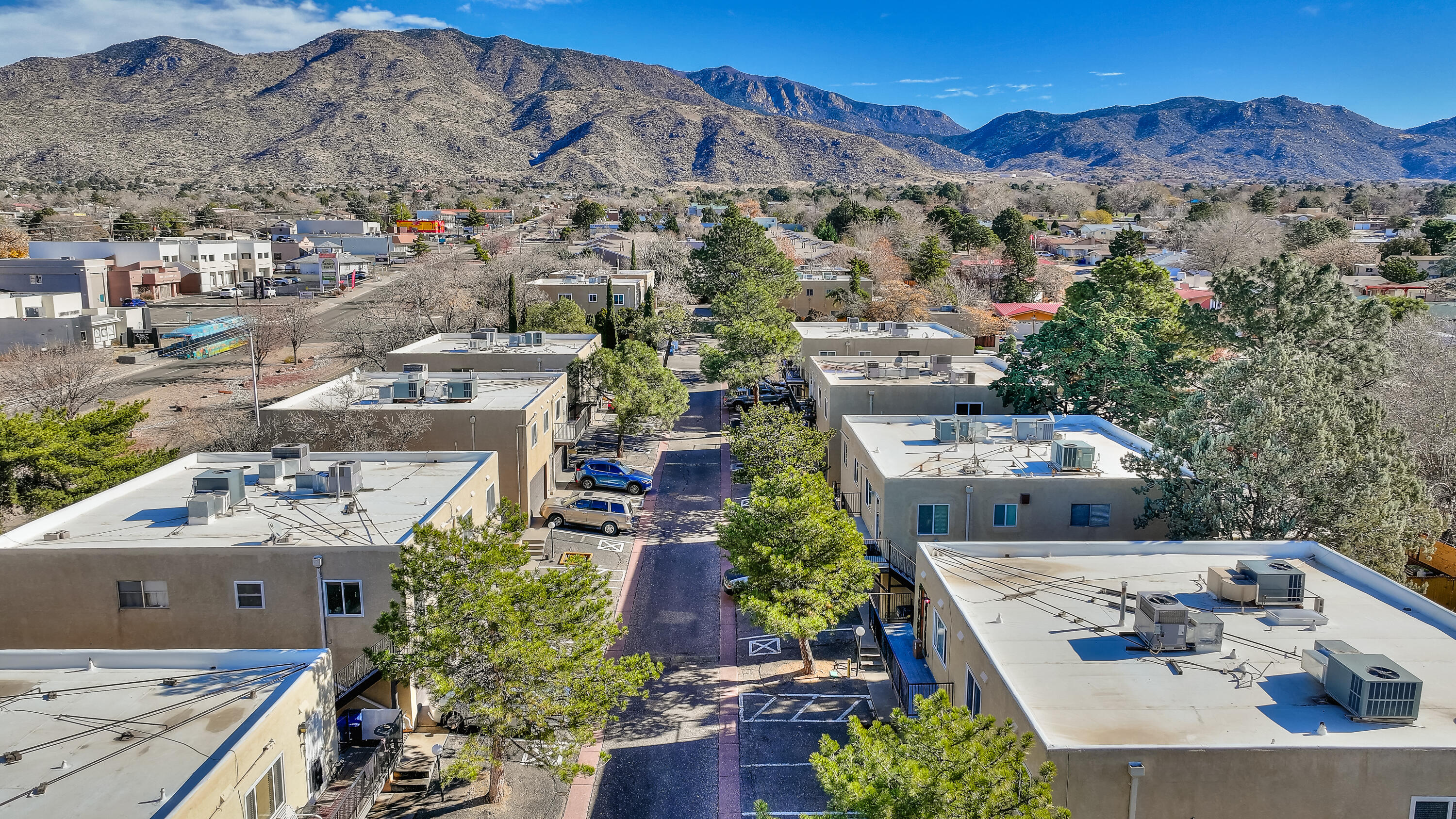 12009 Stilwell Drive NE APT B Albuquerque, NM 87112