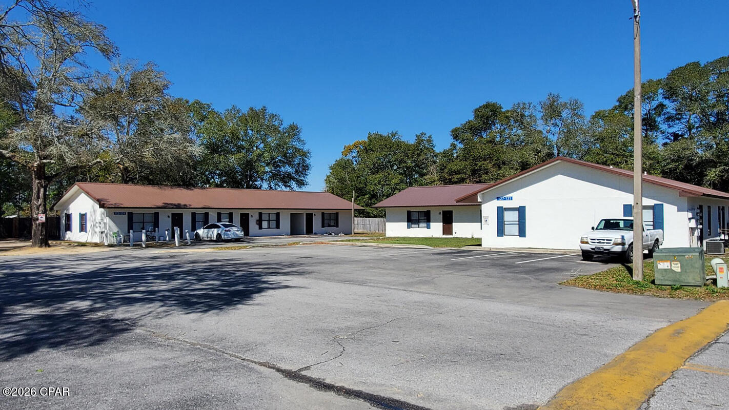 Image 11 For 125 Davis Lane