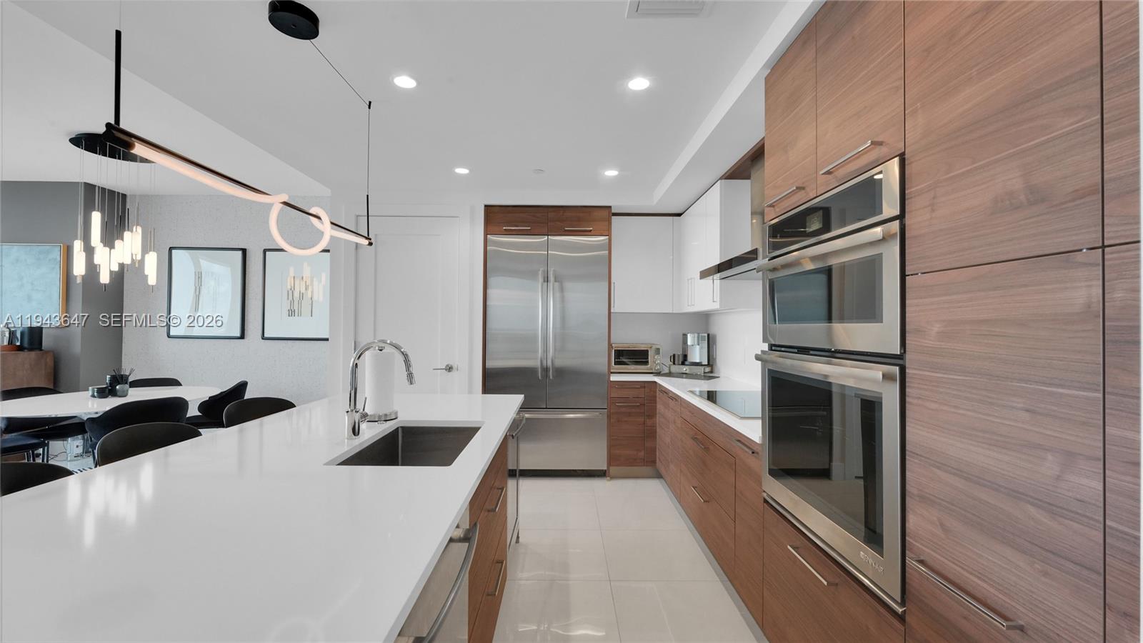 100 E Las Olas Blvd #2802