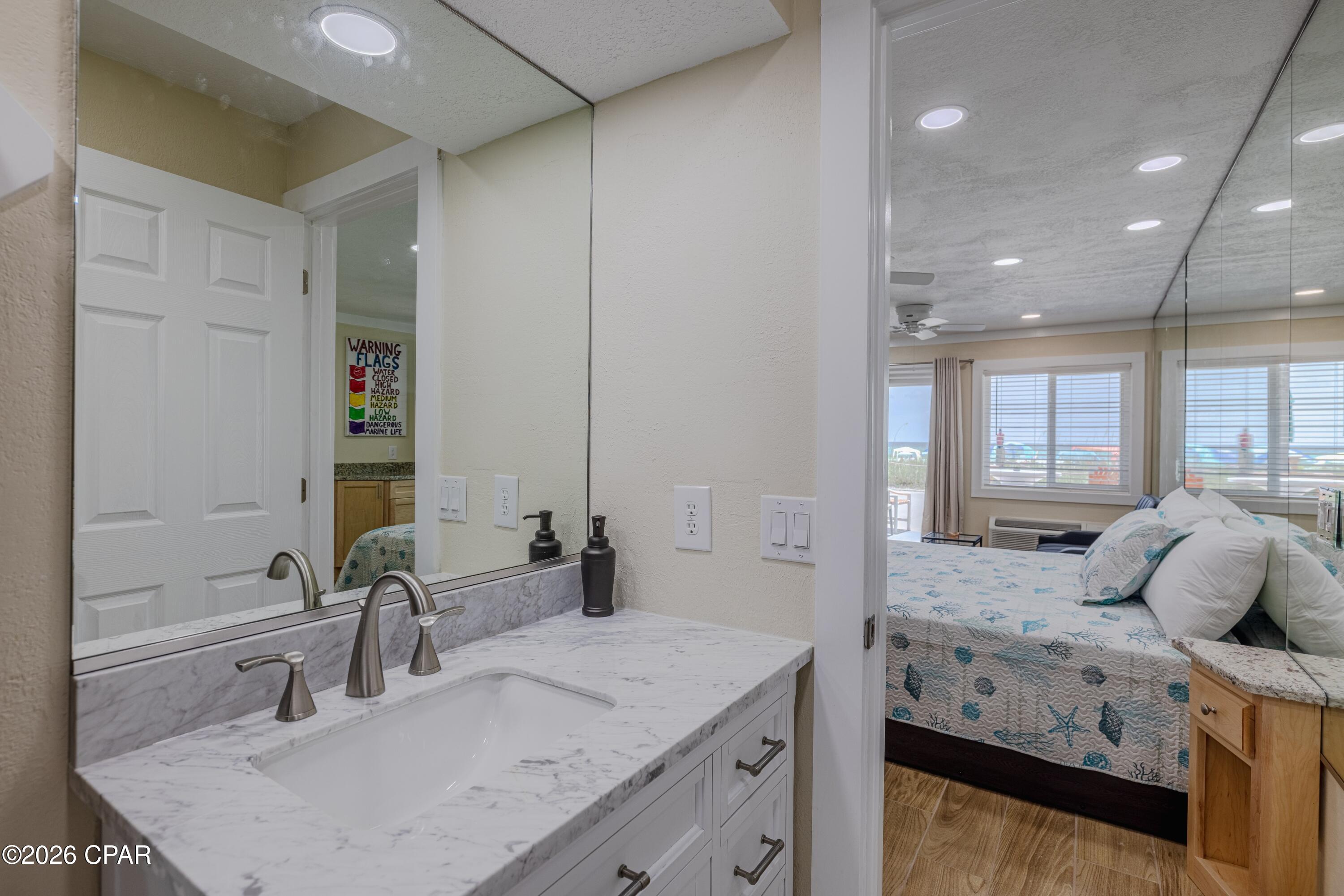 Image 12 For 15617 Front Beach Road C25