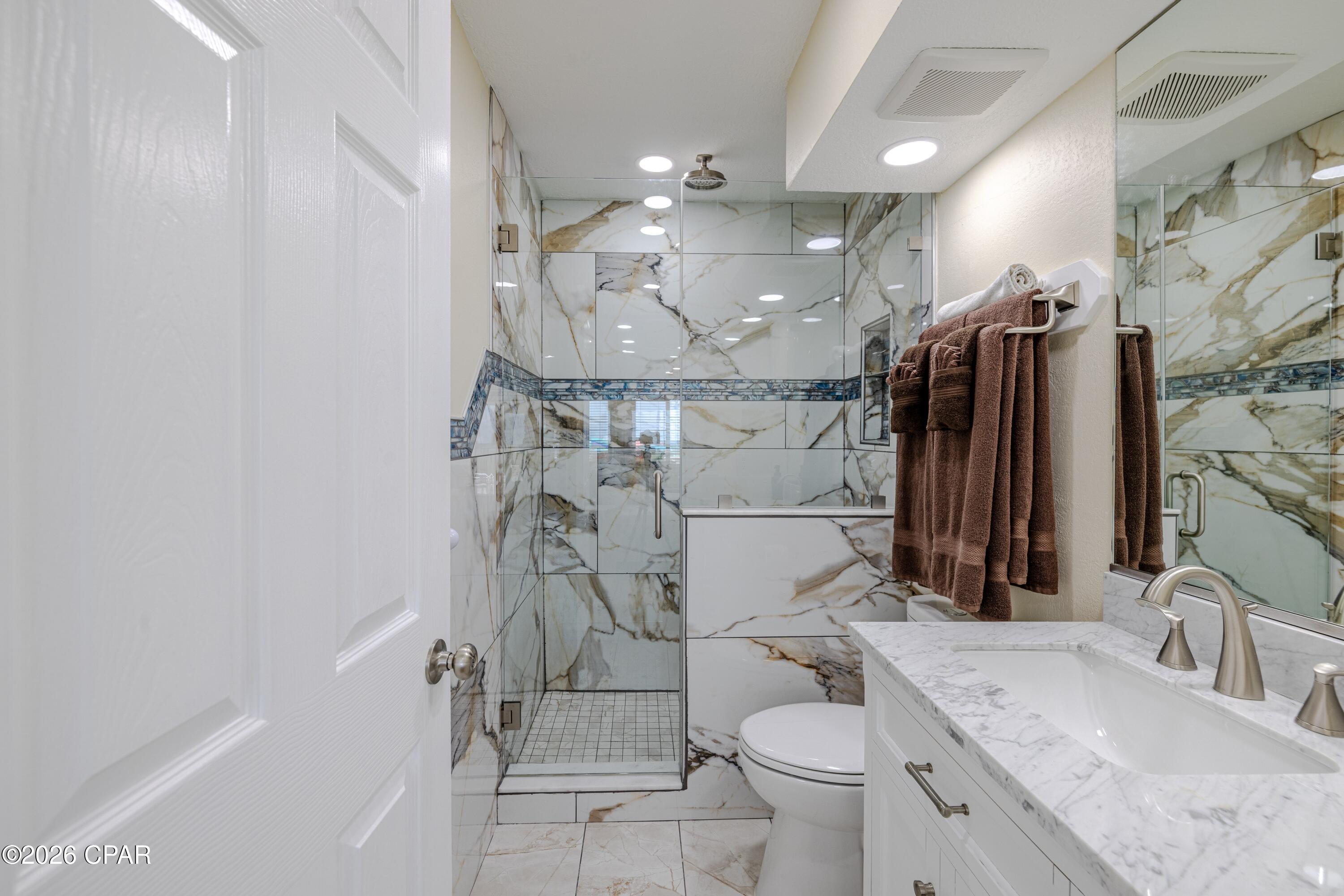 Image 16 For 15617 Front Beach Road C25