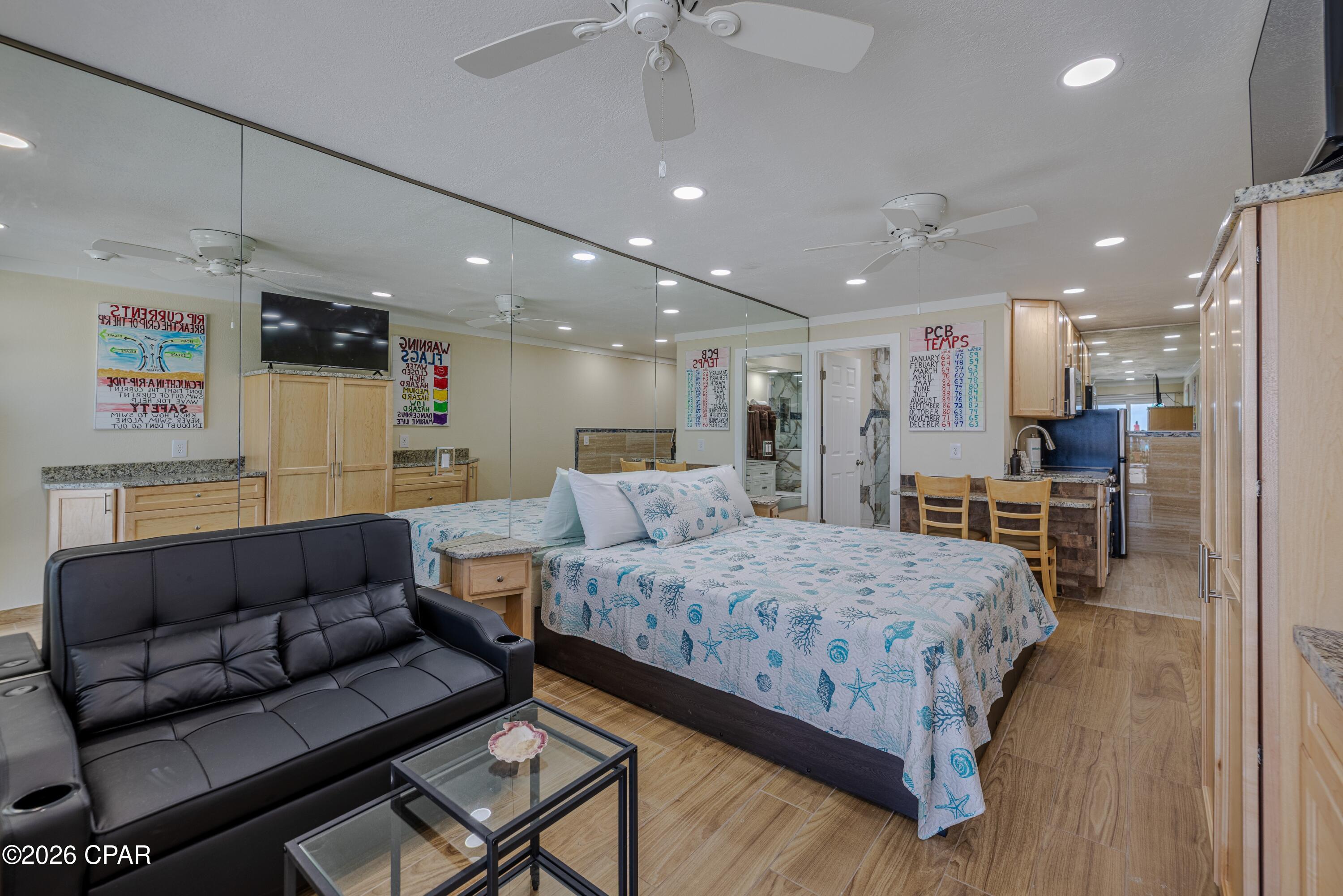 Image 3 For 15617 Front Beach Road C25