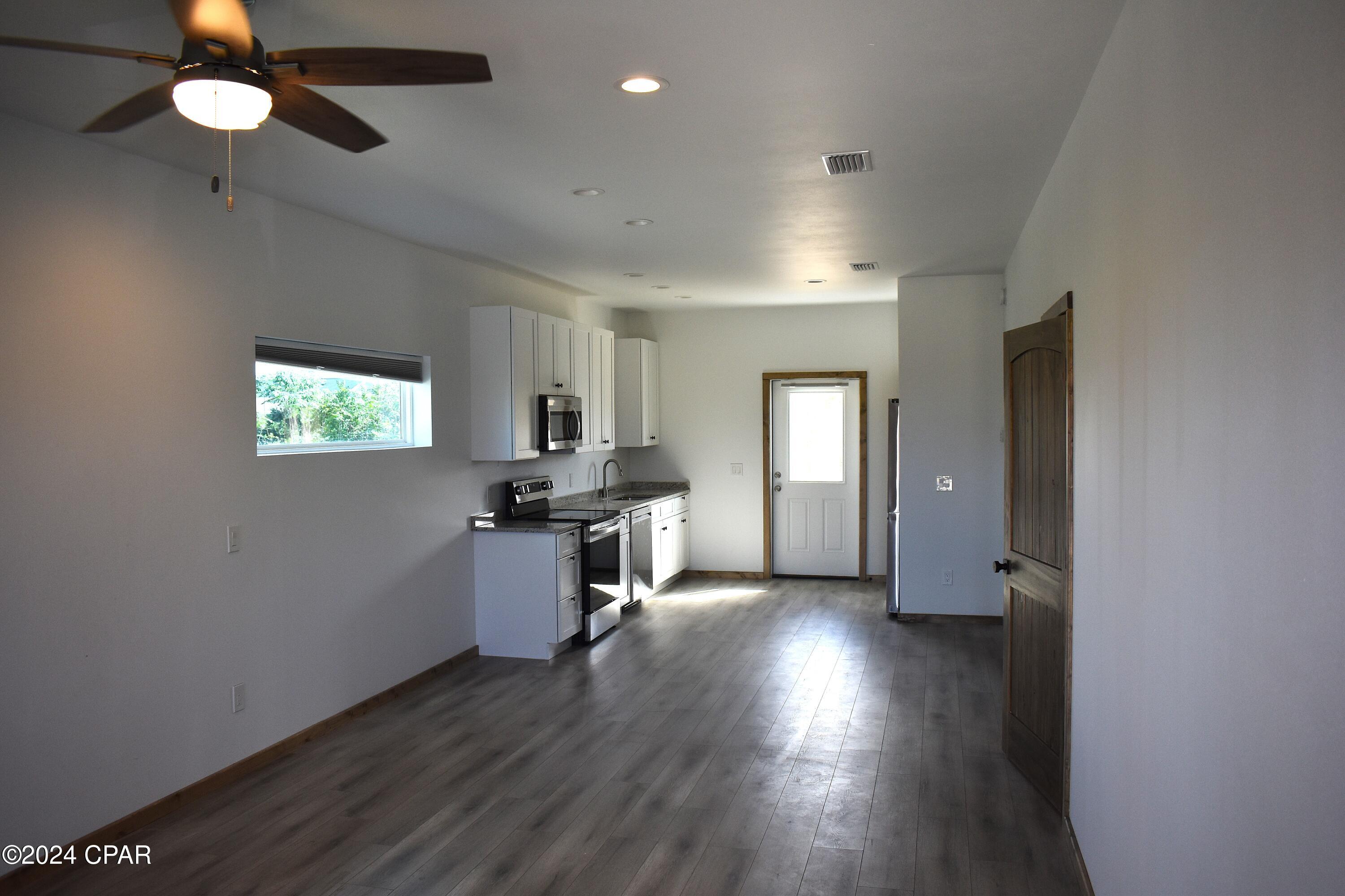 Image 3 For 318 Hatley Drive