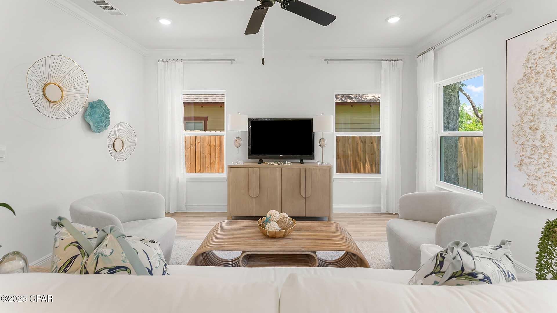 Listing photo id 13 for 309 Robinson Bluff Road