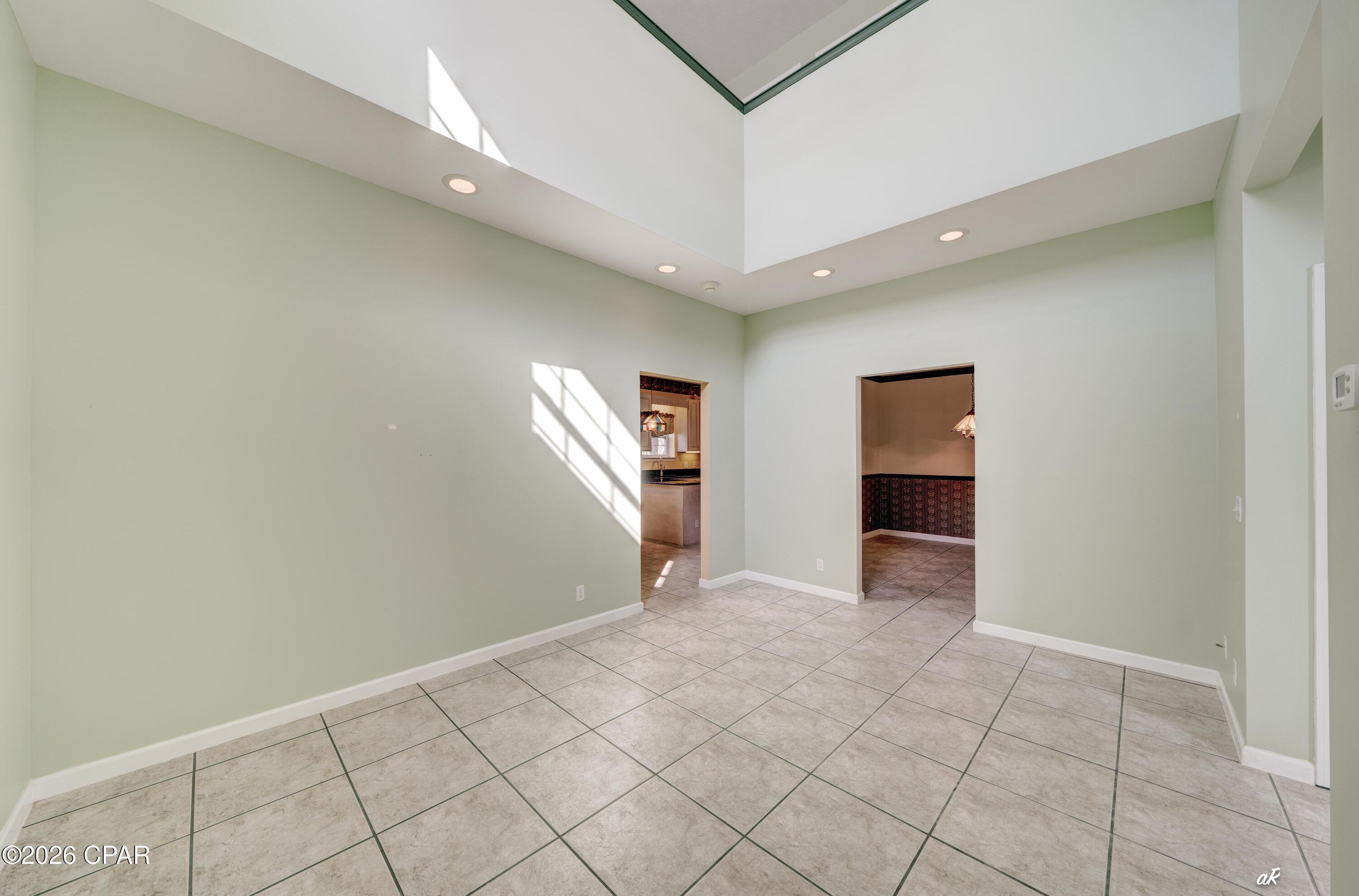 Image 13 For 714 Gulf Aire Drive