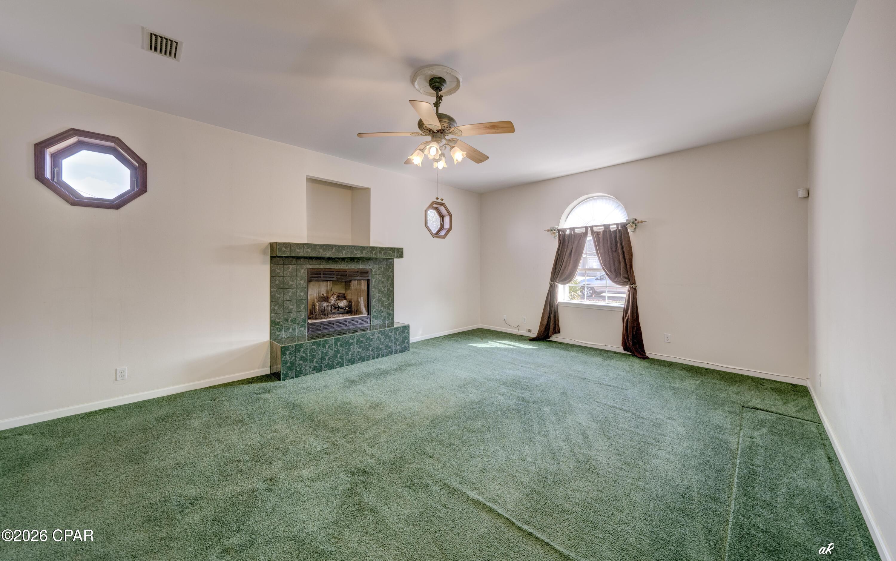 Image 15 For 714 Gulf Aire Drive