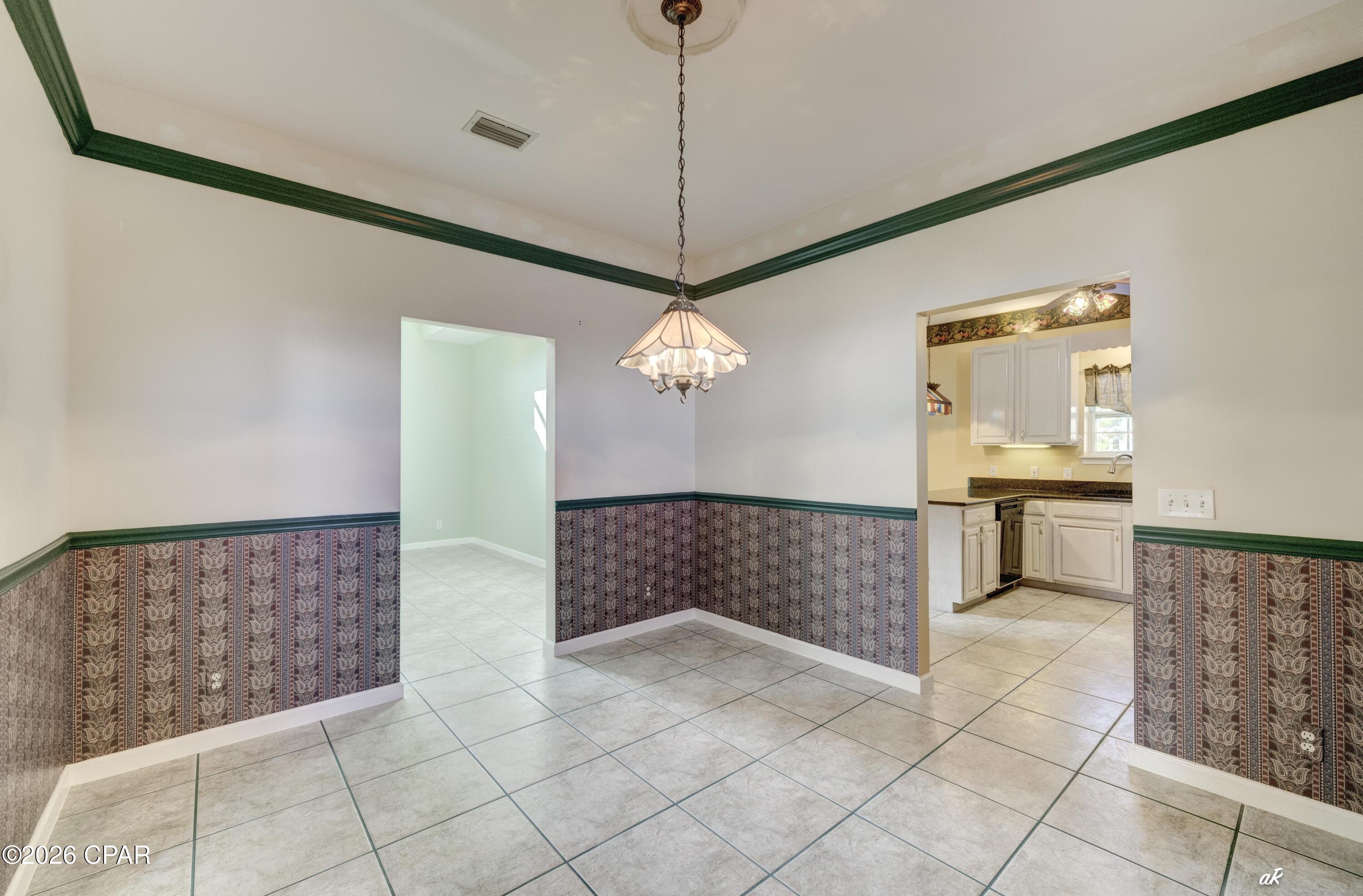 Image 19 For 714 Gulf Aire Drive