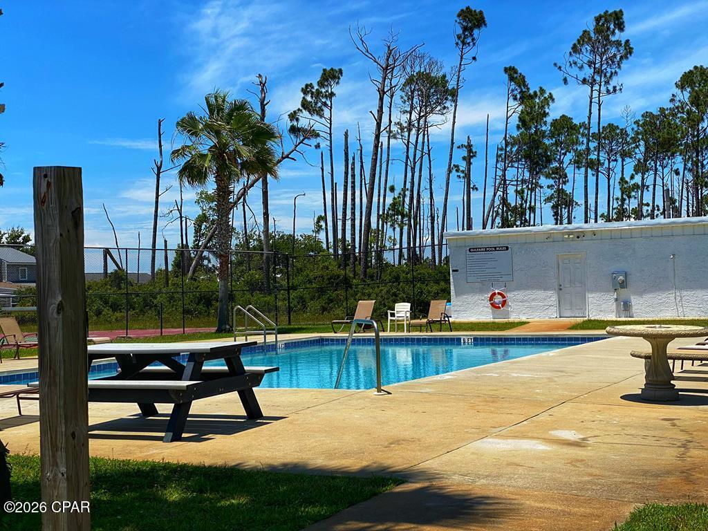 Image 64 For 714 Gulf Aire Drive