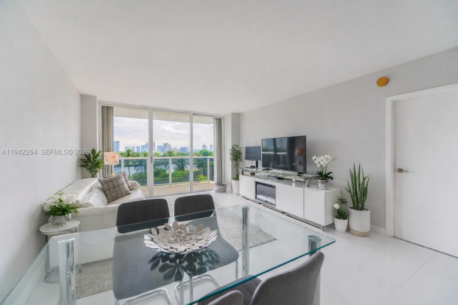 Aventura-Eldorado Condo