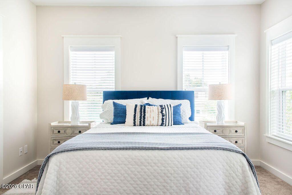 Listing photo id 14 for 217 Sands Street