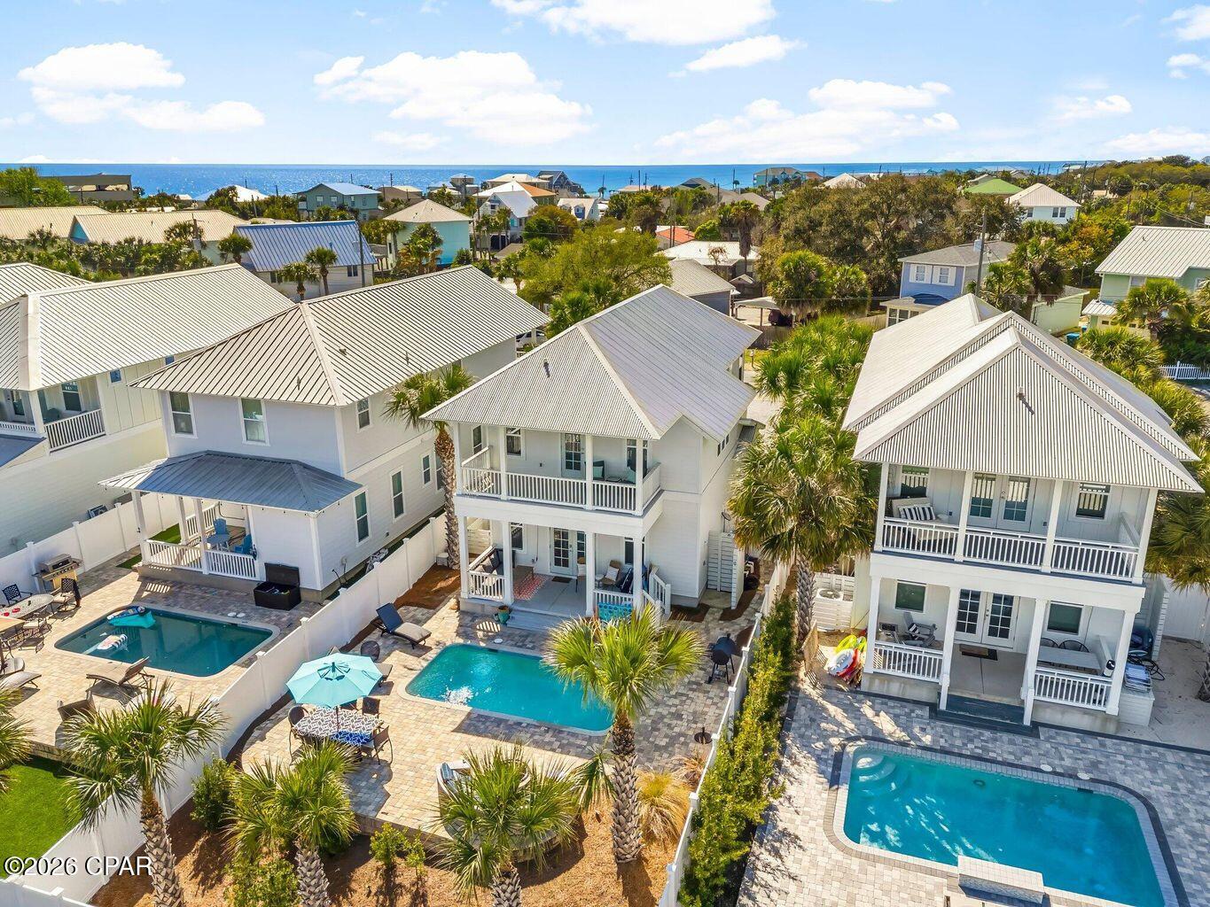 Listing photo id 33 for 217 Sands Street