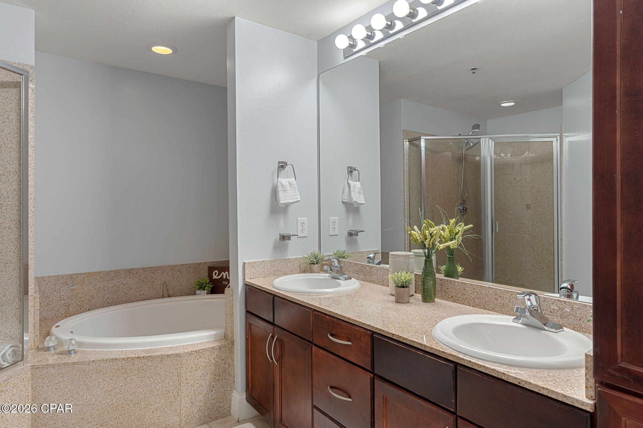 Image 19 For 9860 Thomas Drive 311