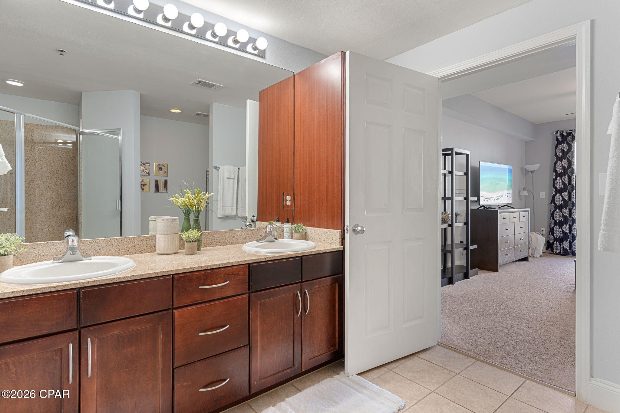Image 21 For 9860 Thomas Drive 311