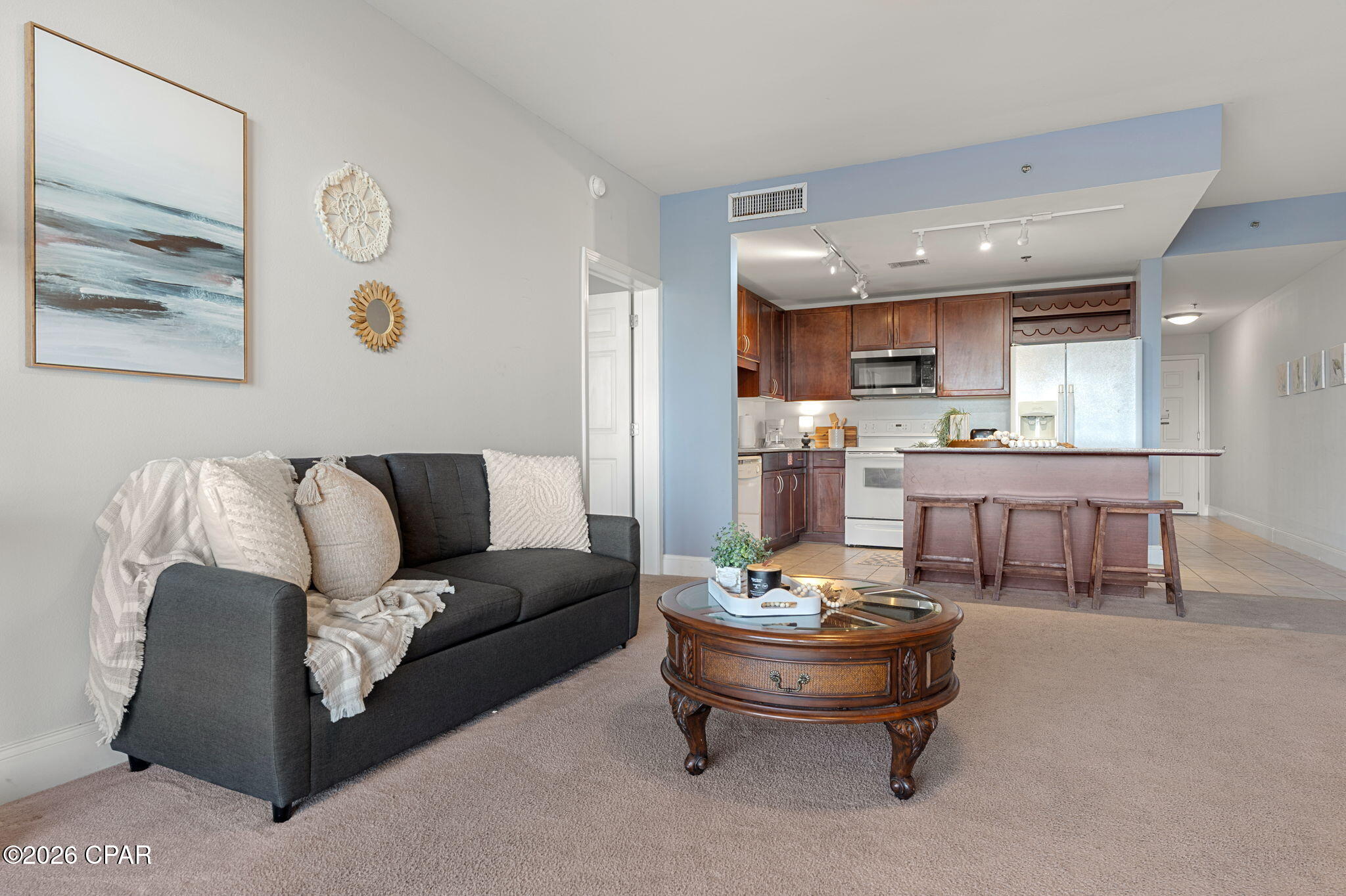 Image 4 For 9860 Thomas Drive 311