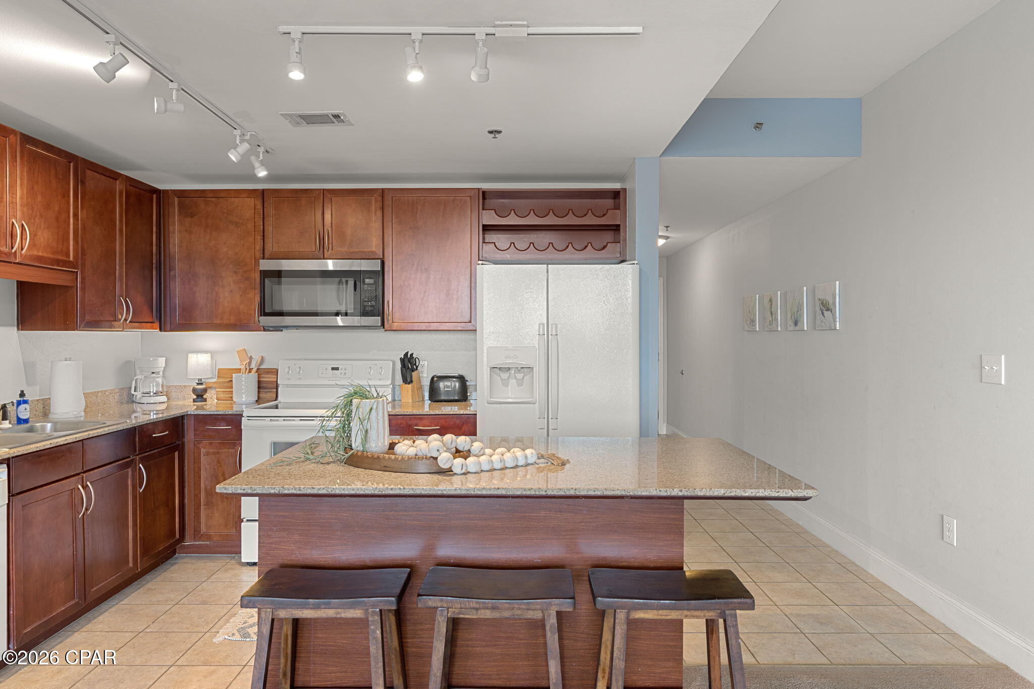 Image 7 For 9860 Thomas Drive 311