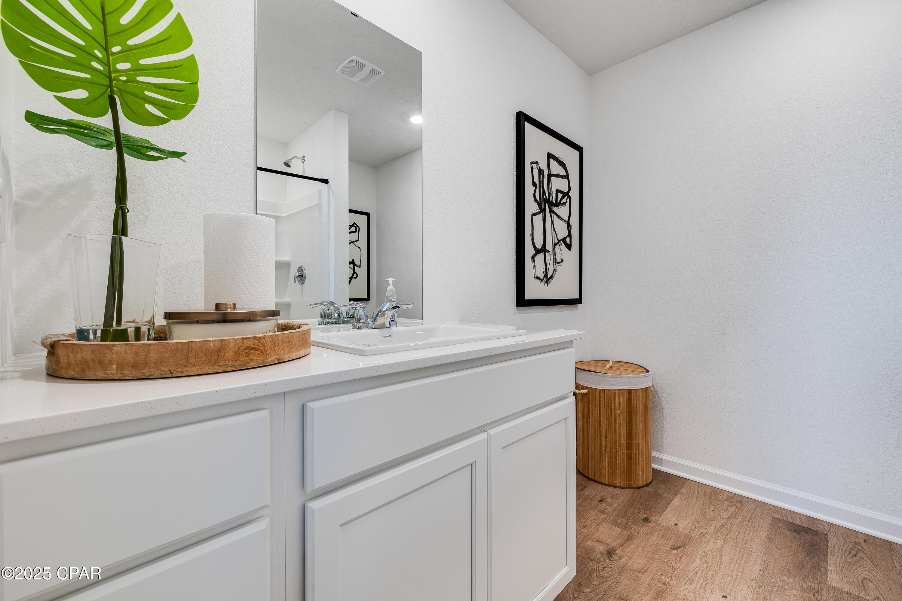 Image 20 For 3930 Lombard Street Hs 12