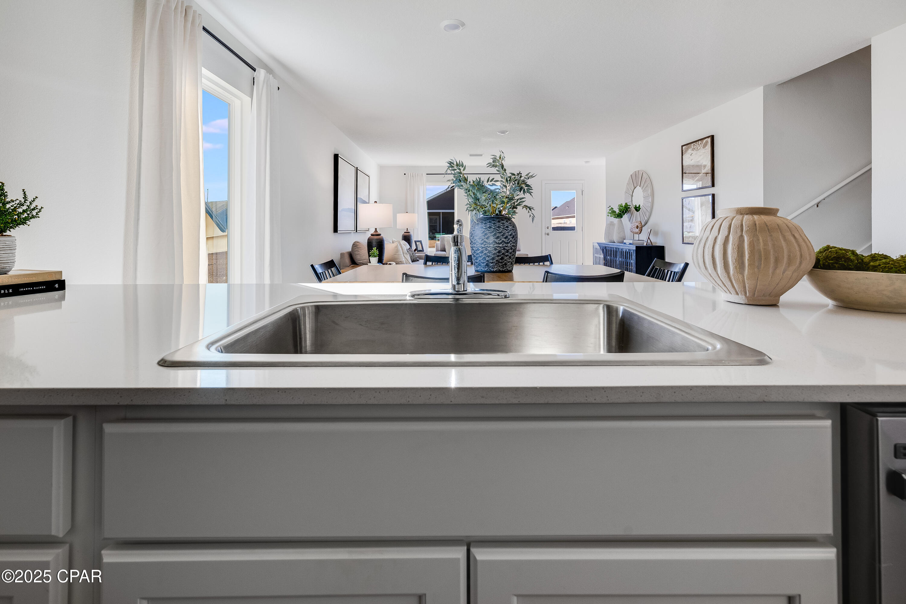 Image 8 For 3930 Lombard Street Hs 12