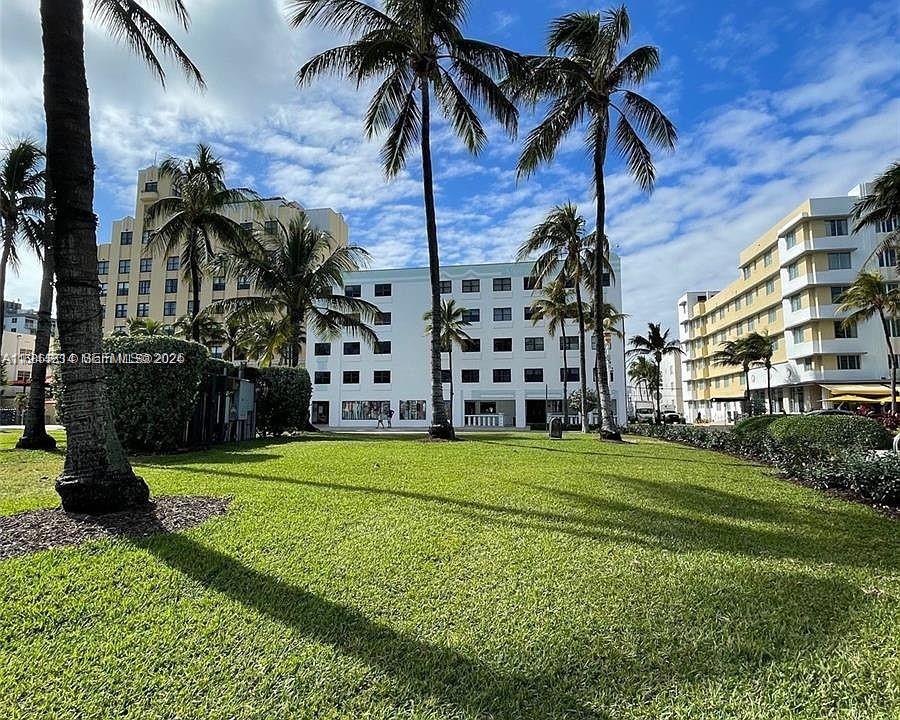 1390 Ocean Drive Condo