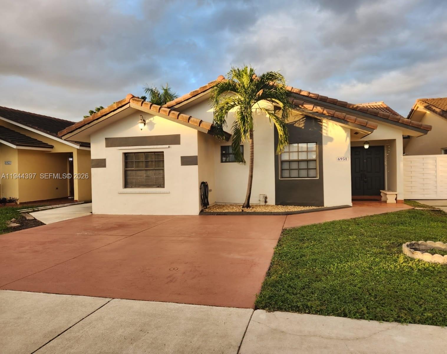 Lakes Of Palm Springs