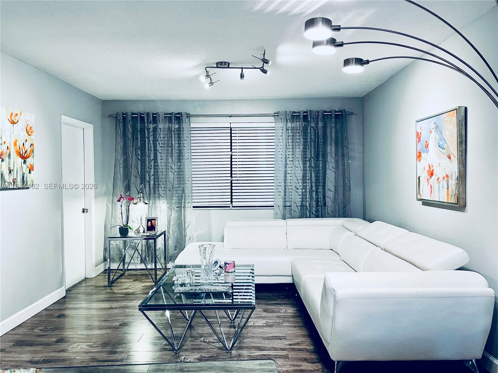Sheridan Lakes Condo Apts