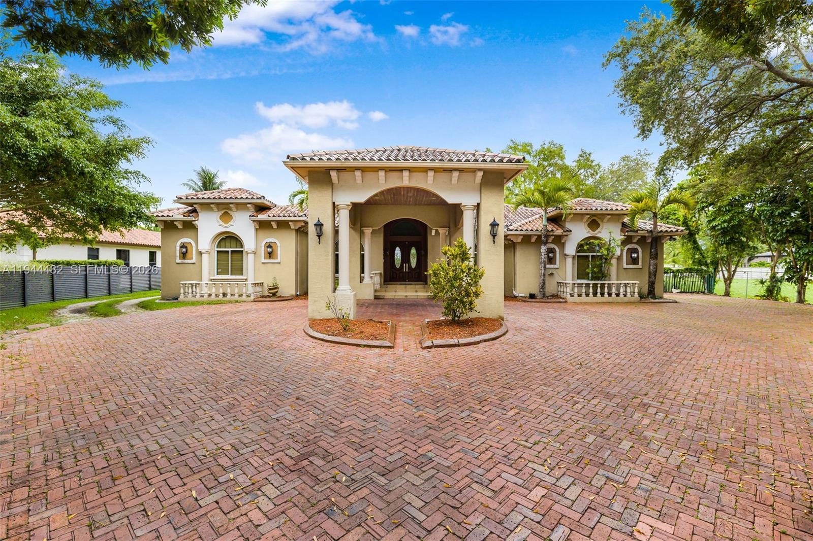 2300 Estates - 1 Acre