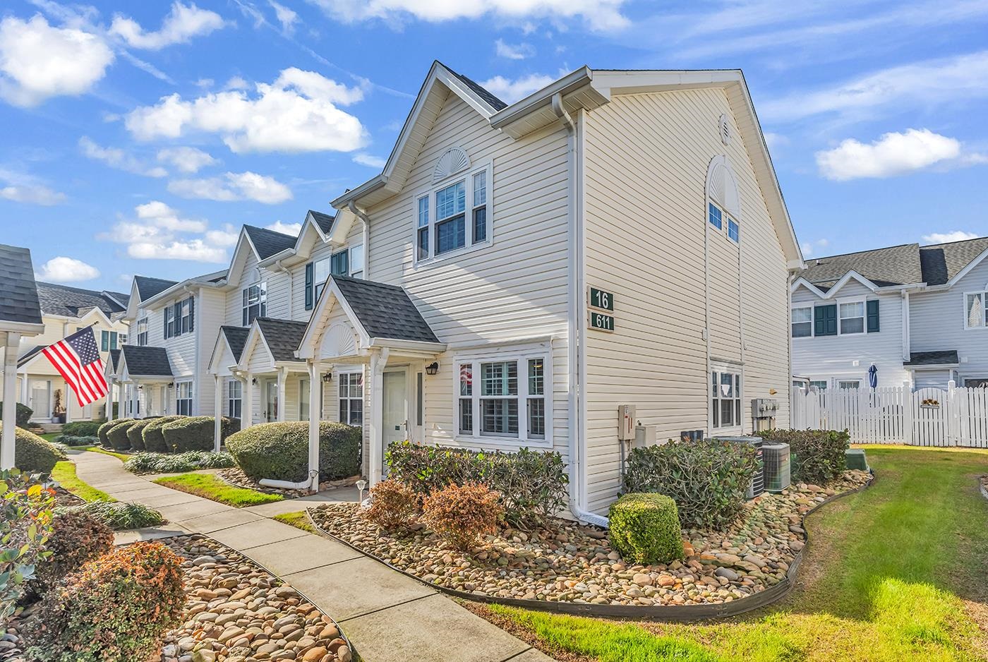 611 2nd Ave. S UNIT 16E North Myrtle Beach, SC 29582