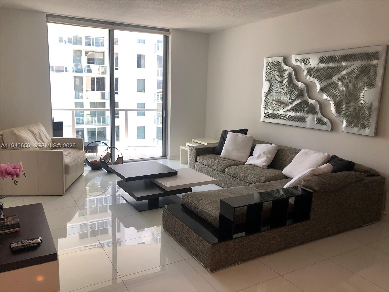 1060 Brickell Condo