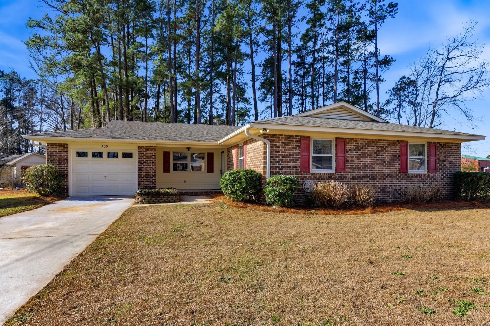 305 Watson St. Conway, SC 29527