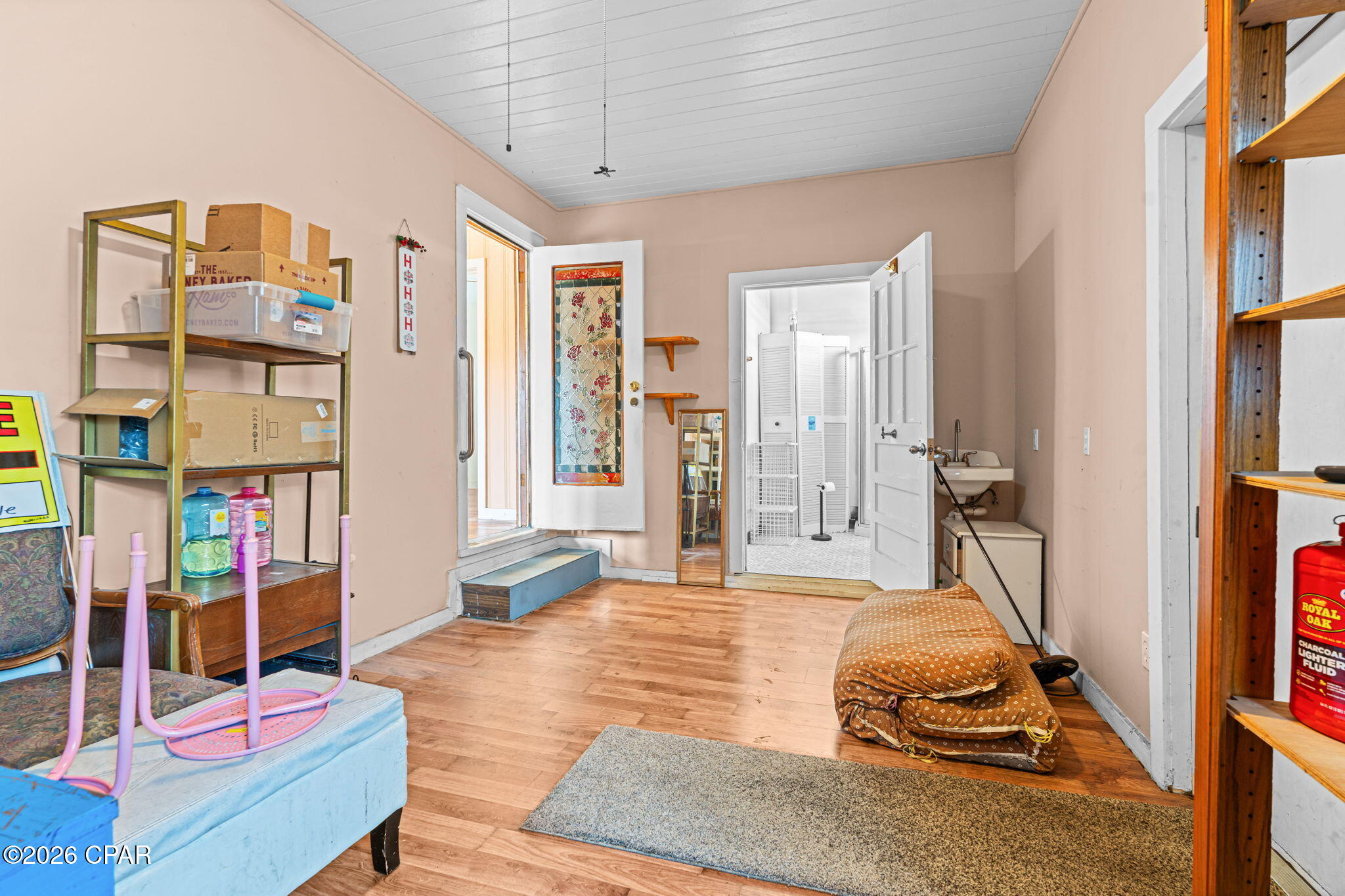 Image 10 For 1821 Molitor Avenue